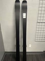 New 2026 Salomon QST 92 Skis w/ Salomon NR M10 GW Demo Binding- 176cm