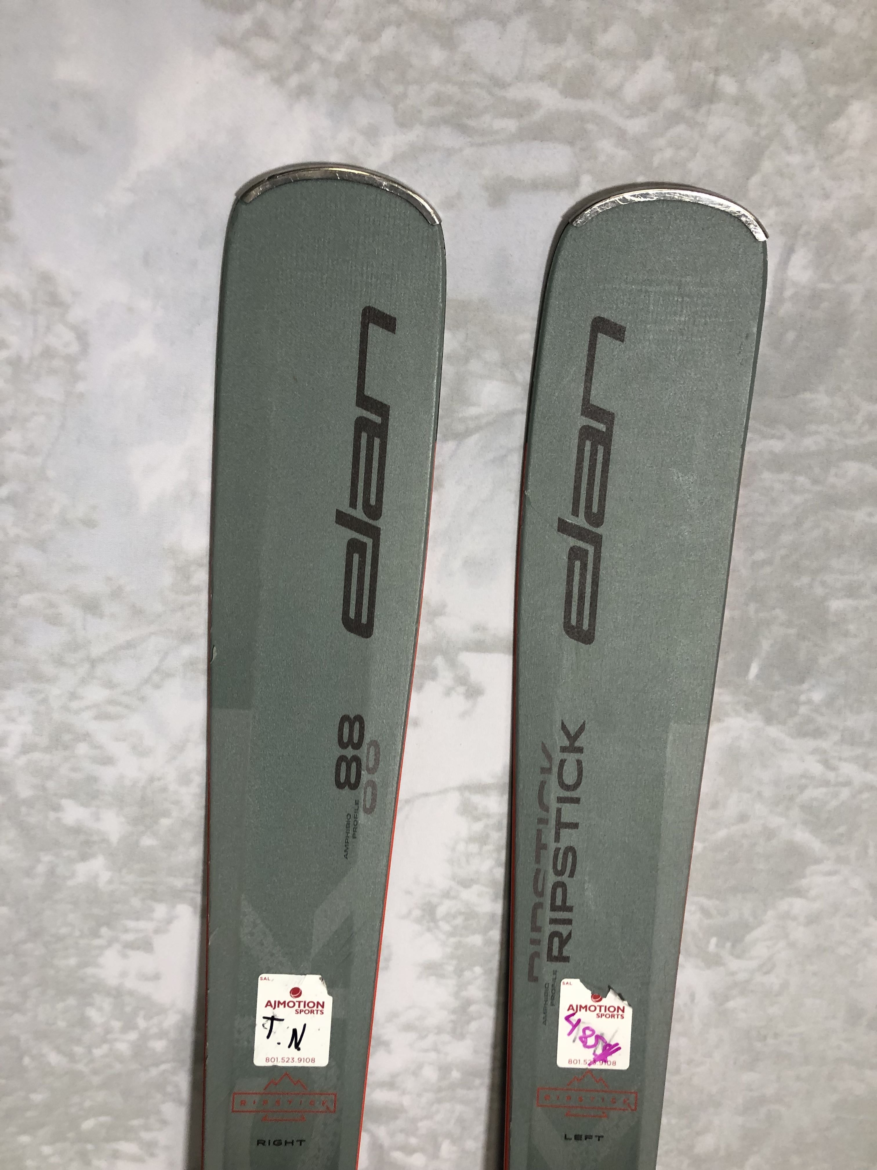 Used 2025 Elan Ripstick 88 - 161cm w/ Elan ELX 11 adjustable GW binding.