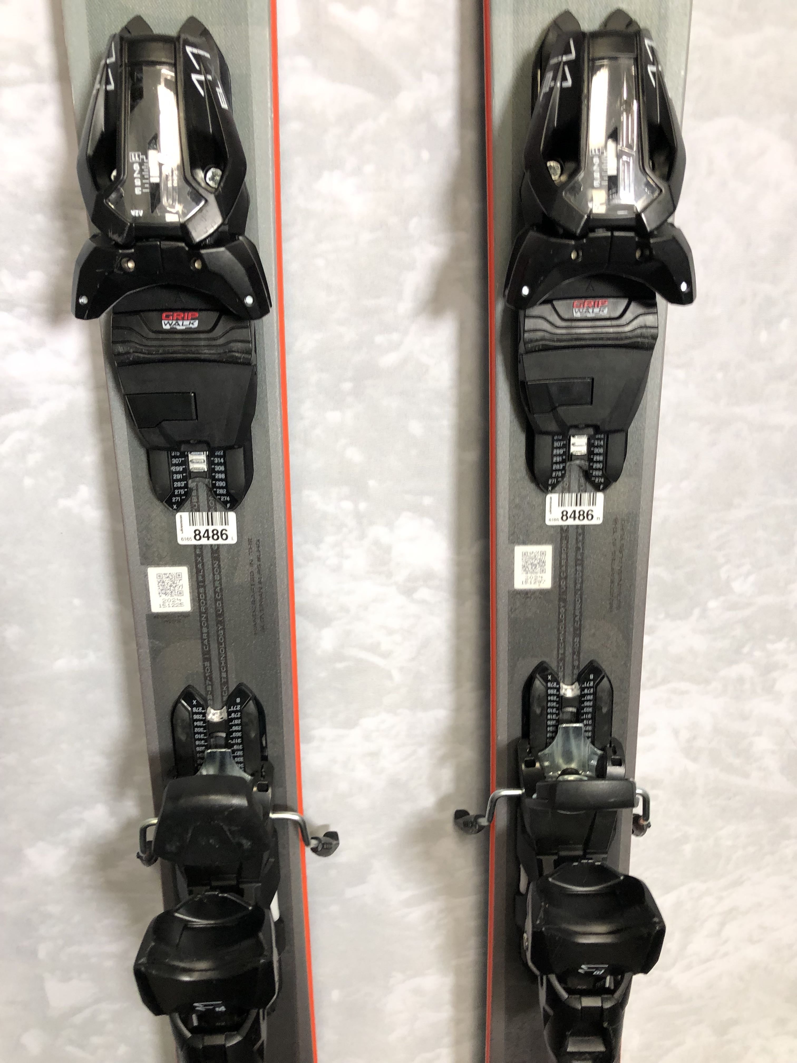 Used 2025 Elan Ripstick 88 - 161cm w/ Elan ELX 11 adjustable GW binding.