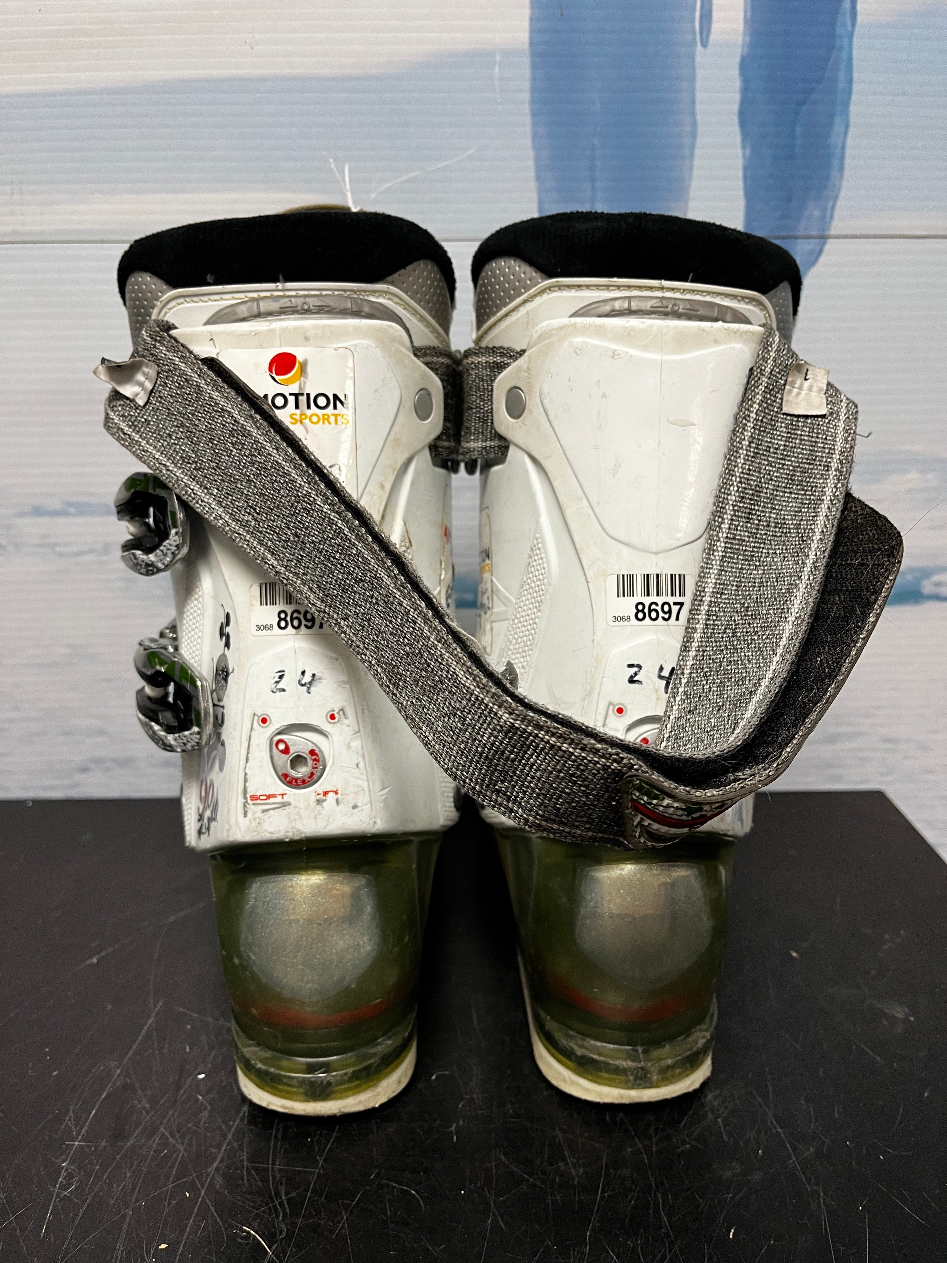 Used Nordica Hot Rod 9.0W Ski Boot - 24.0