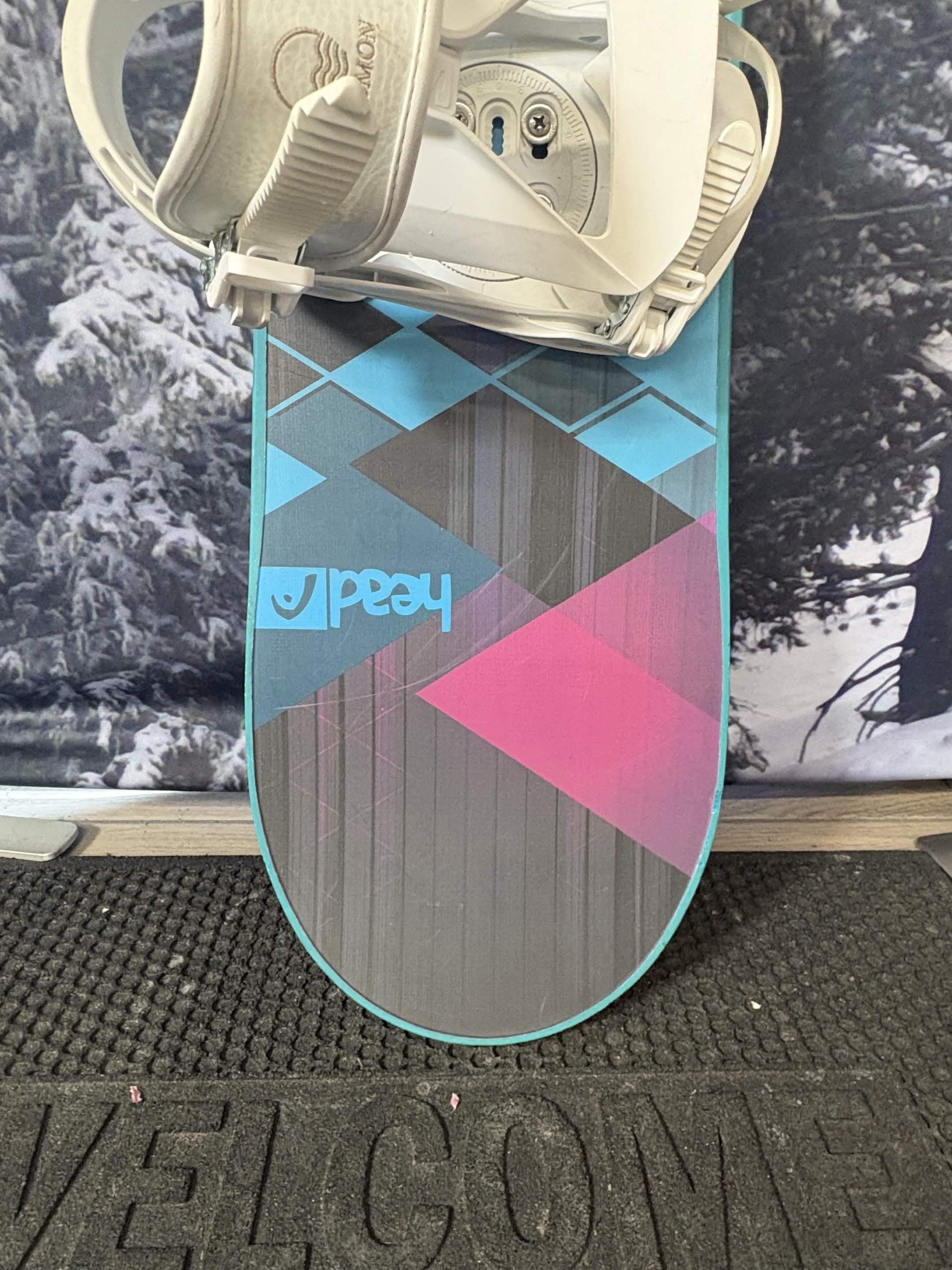 Head Libra 146cm Snowboard - Used