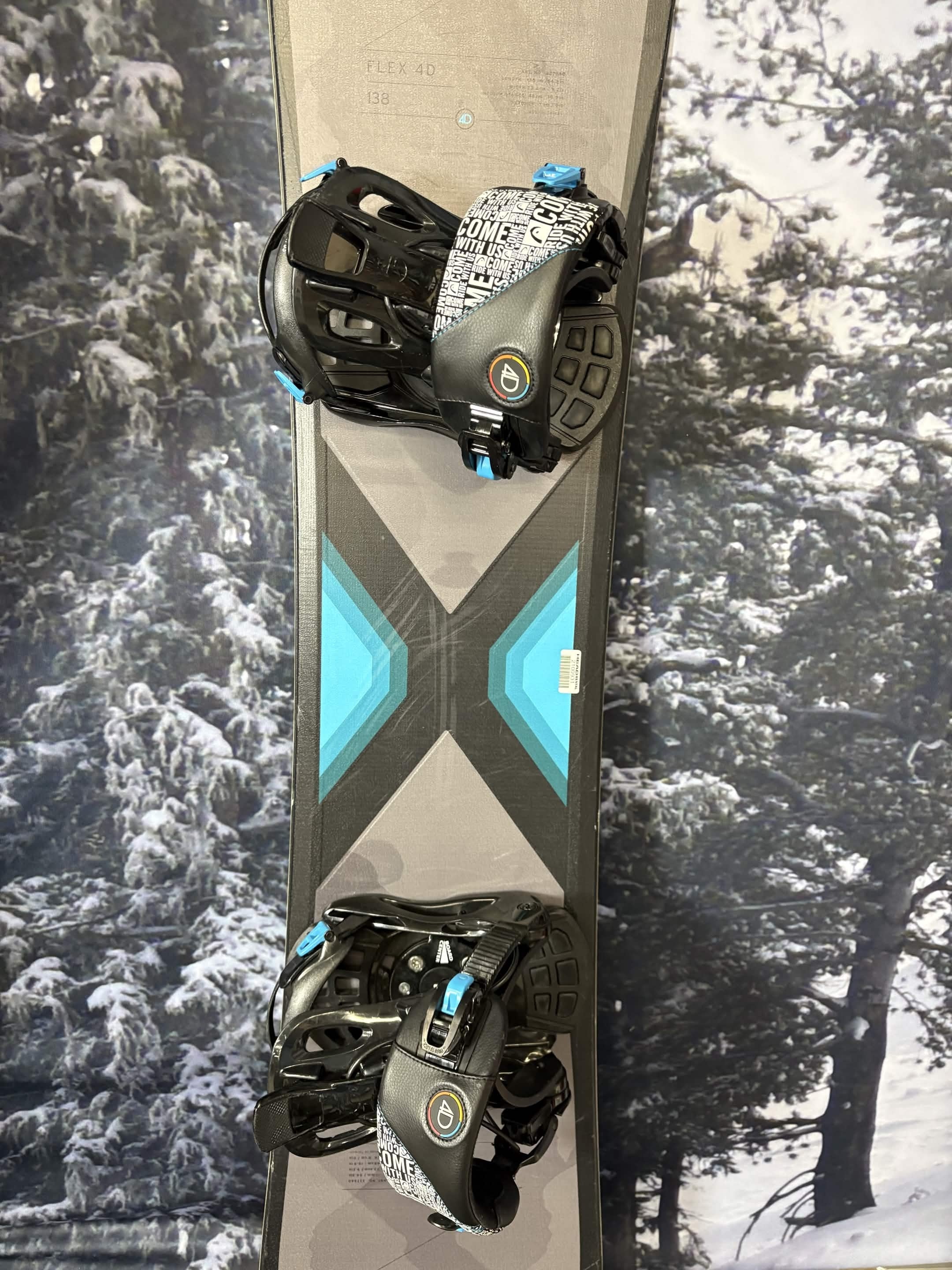 Head Flex 4D 138cm Snowboard - Used