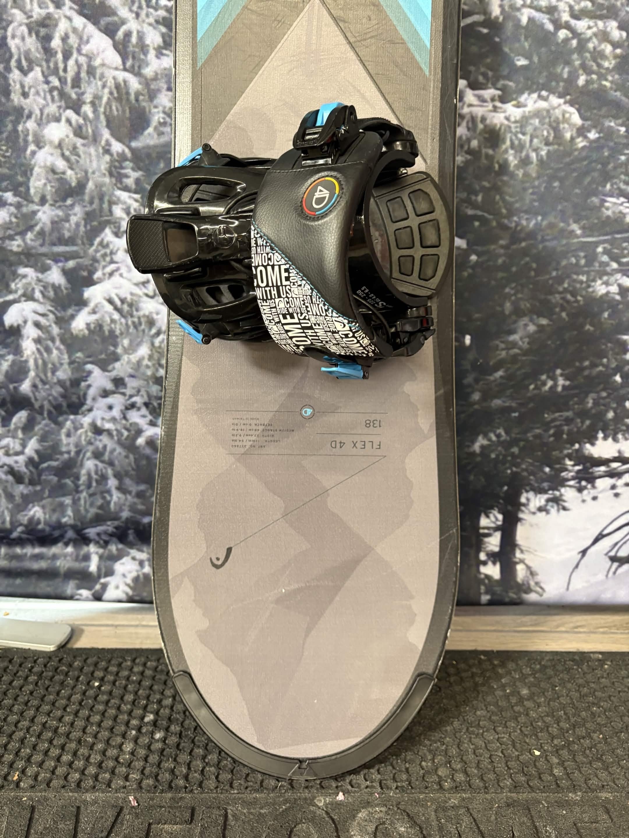 Head Flex 4D 138cm Snowboard - Used