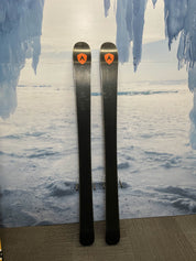 Used Dynastar Serial 138cm Skis w/Xpress 10 Adjustable Bindings