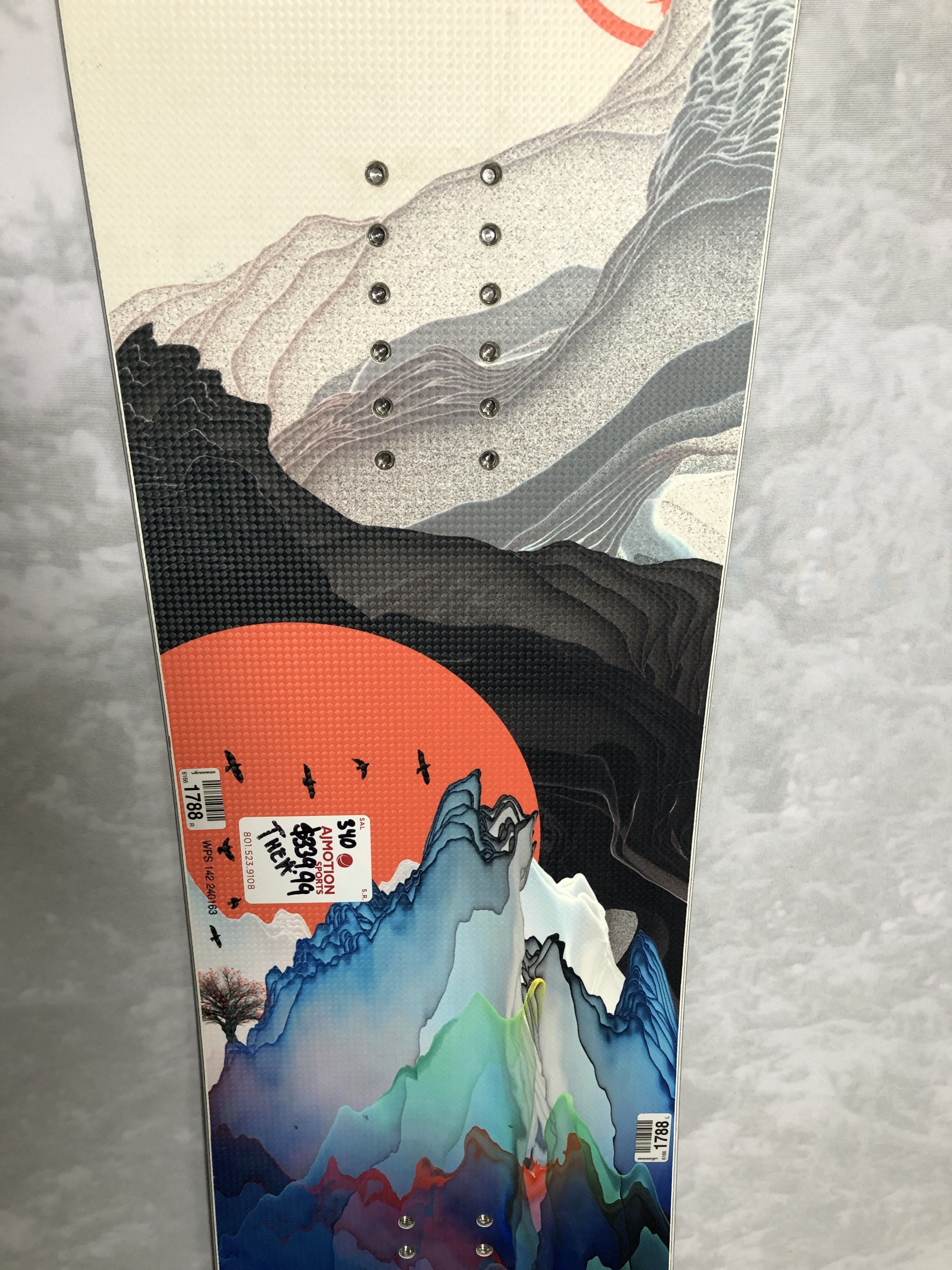 Used Never Summer 2024 Proto Synthesis 142 CM Snowboard