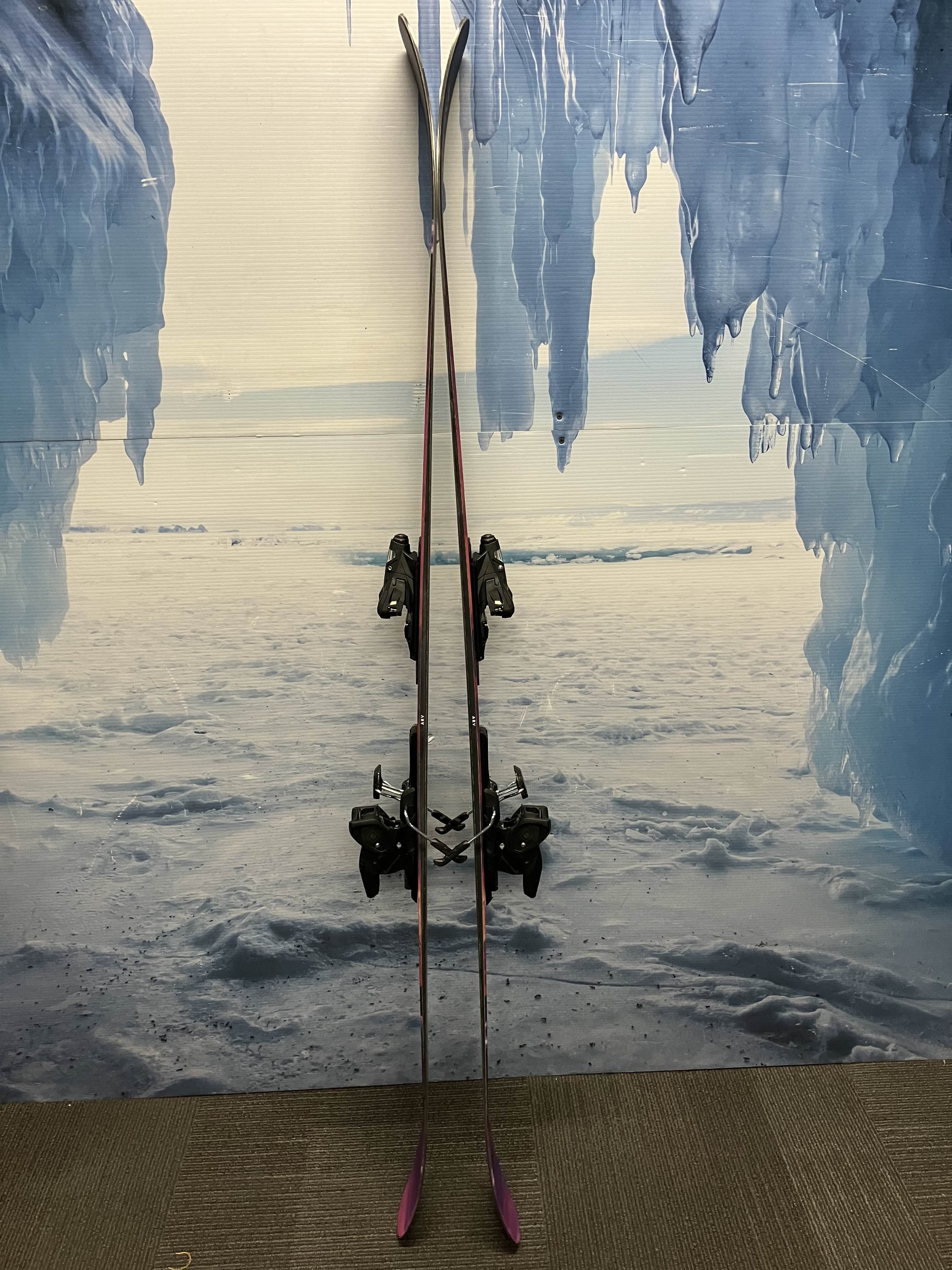 New Armada ARV 94 178cm w/ Armada Strive 11 GW Demo Bindings