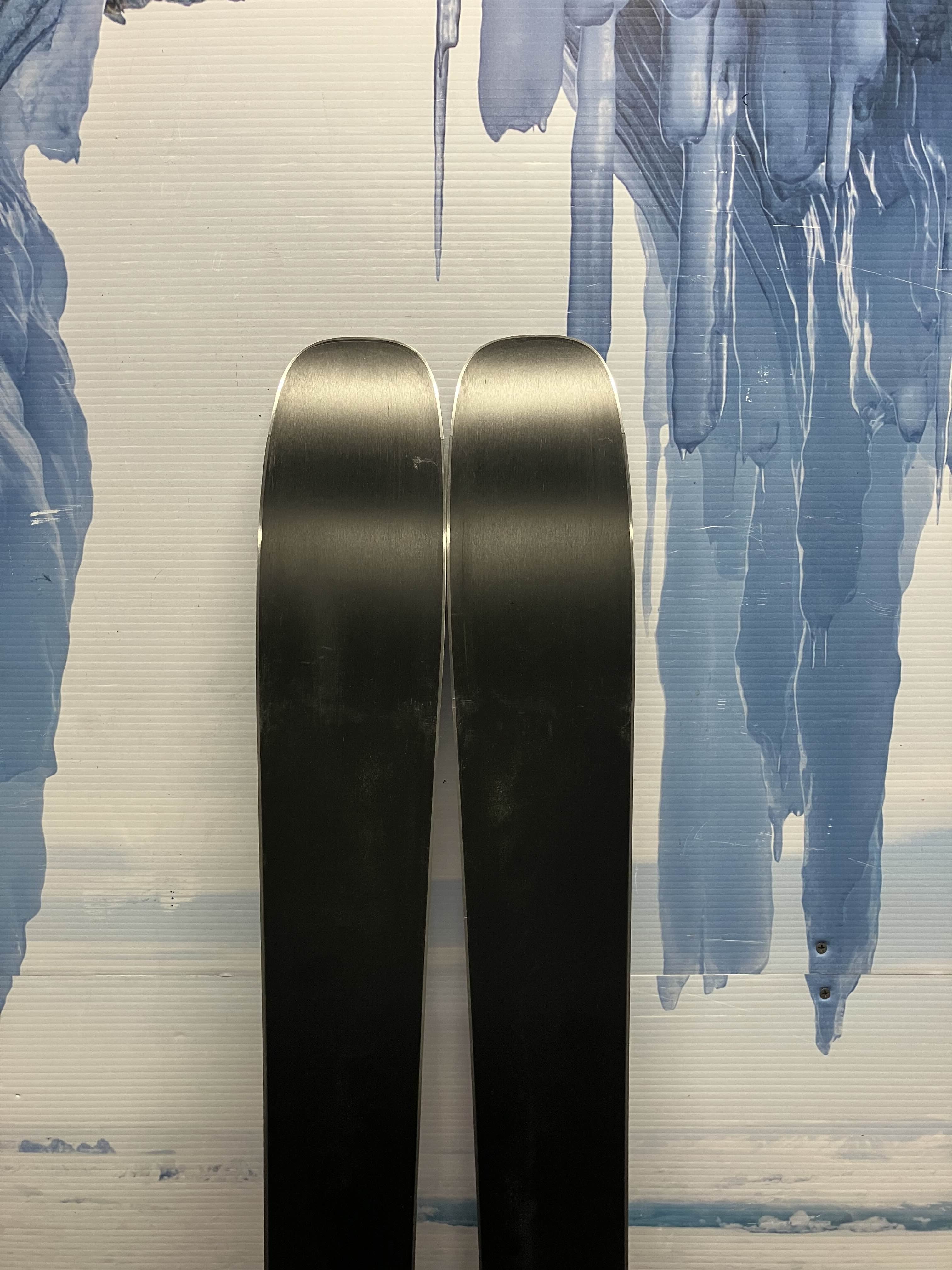 New Armada ARV 94 171cm w/ Armada Strive 11 GW Demo Bindings