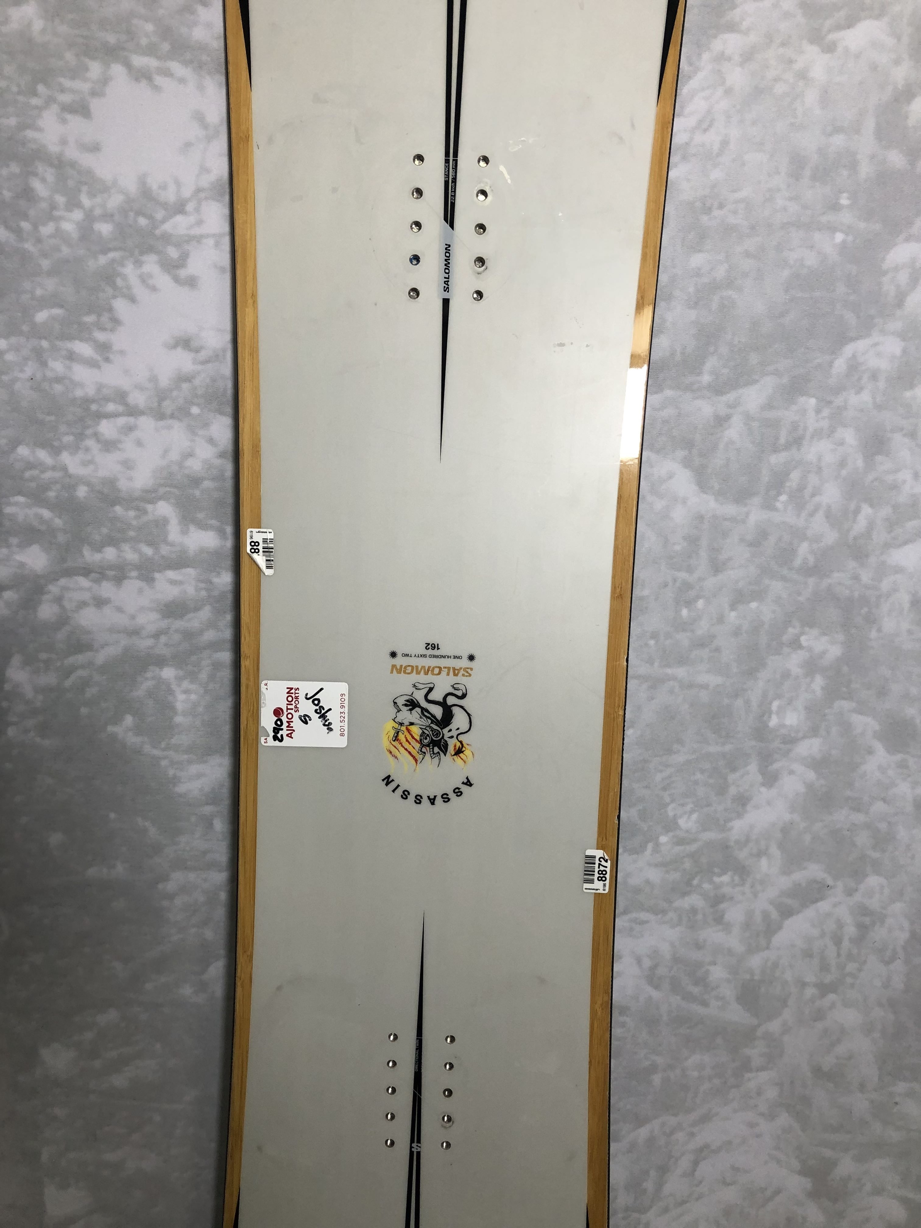 Used 2025 Salomon Assassin 162CM Snowboard