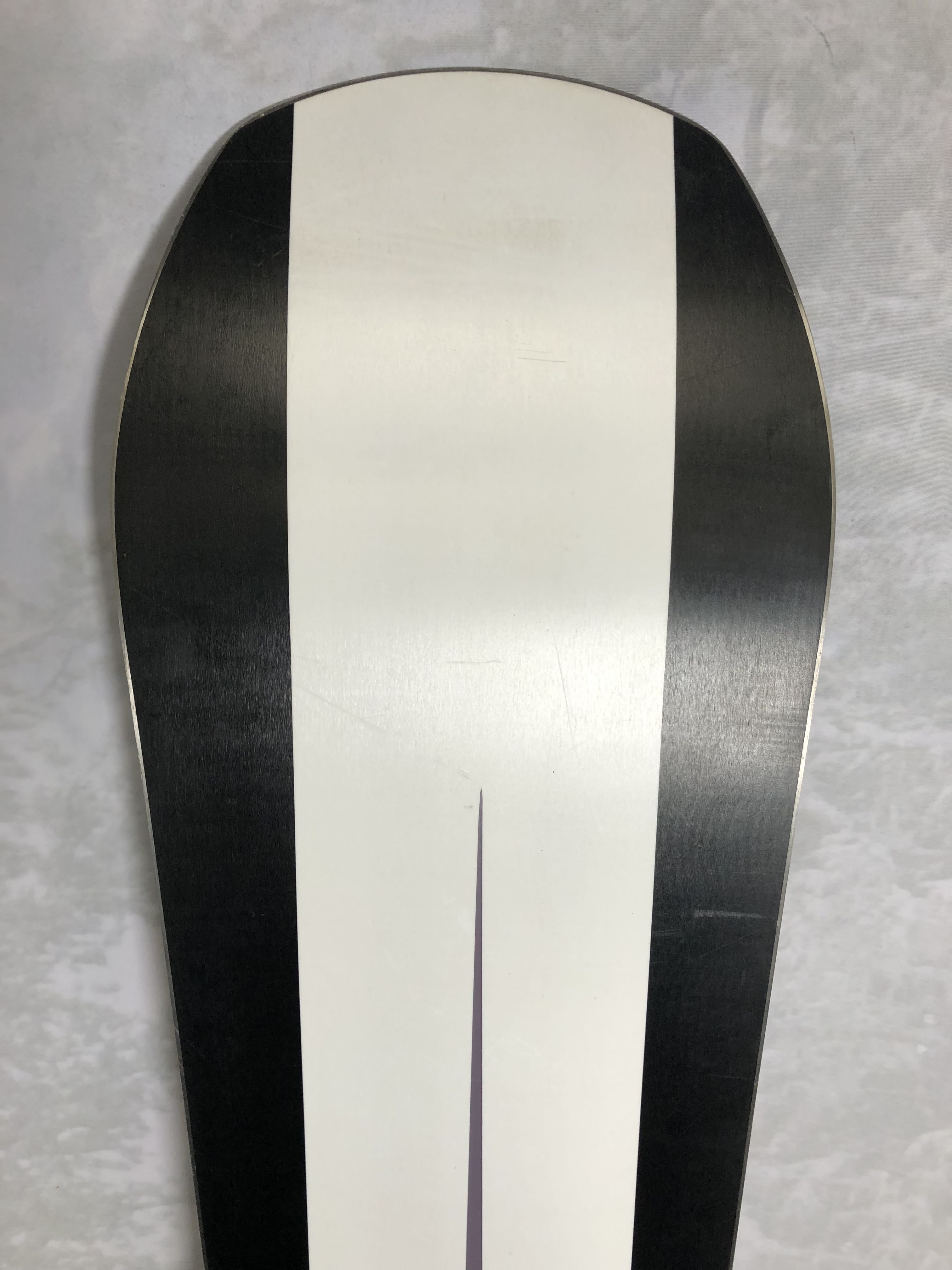 Used 2025 Salomon Assassin 162CM Snowboard