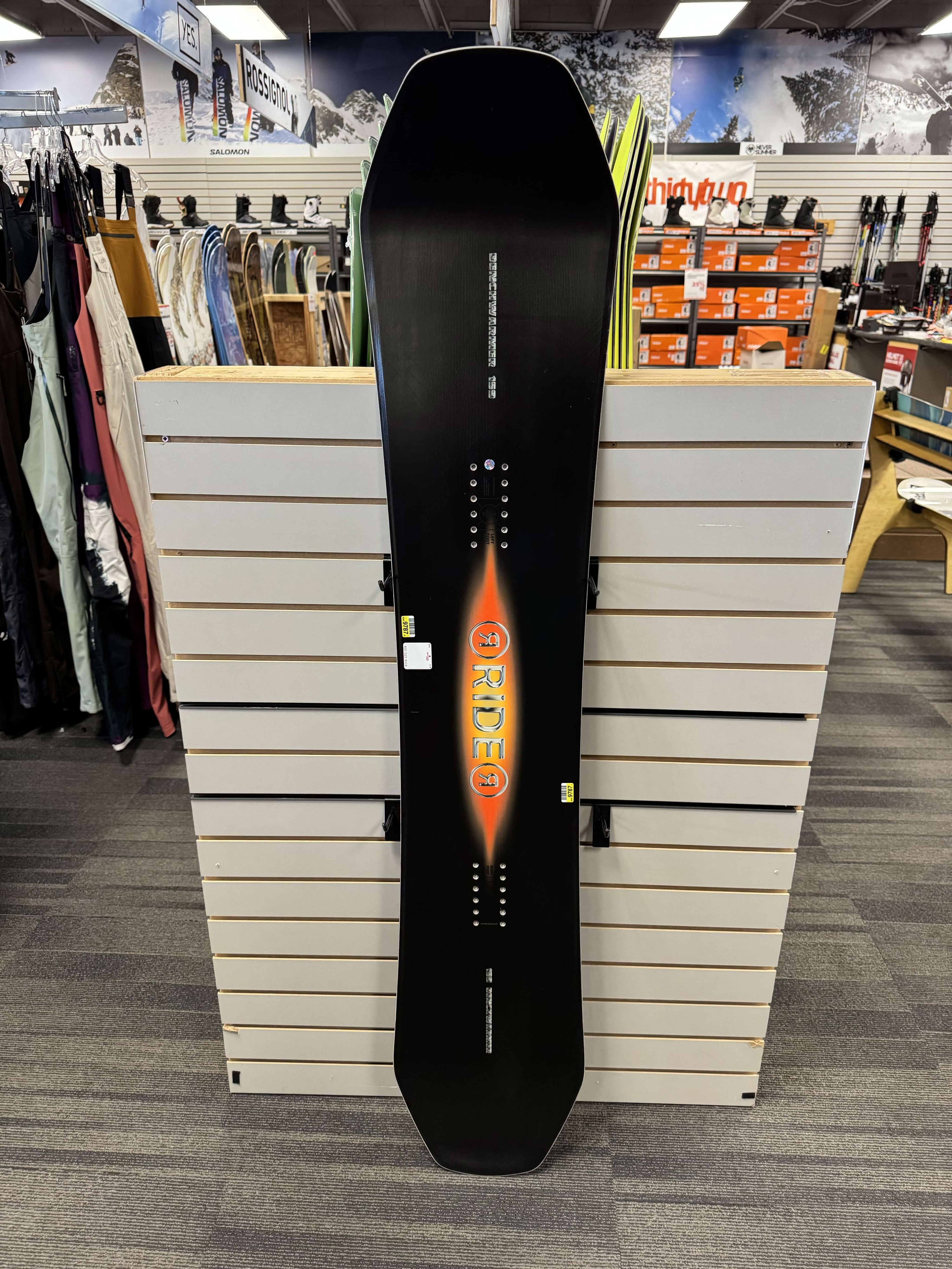 Ride Benchwarmer 159cm Snowboard - Used (2026)