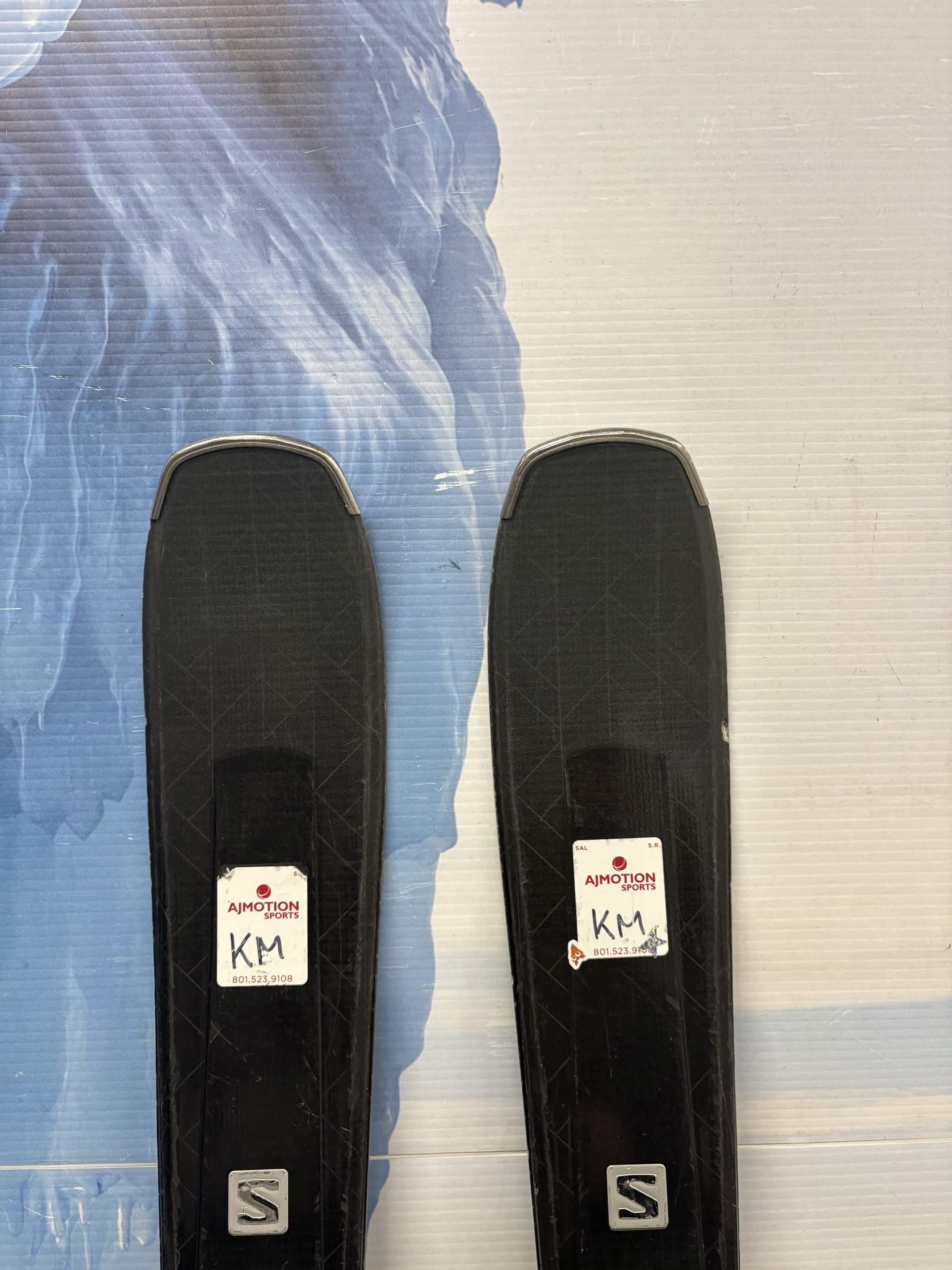 Salomon Aira 76 CF 160cm Skis w/ SALOMON L 10 Demo Binding - Used