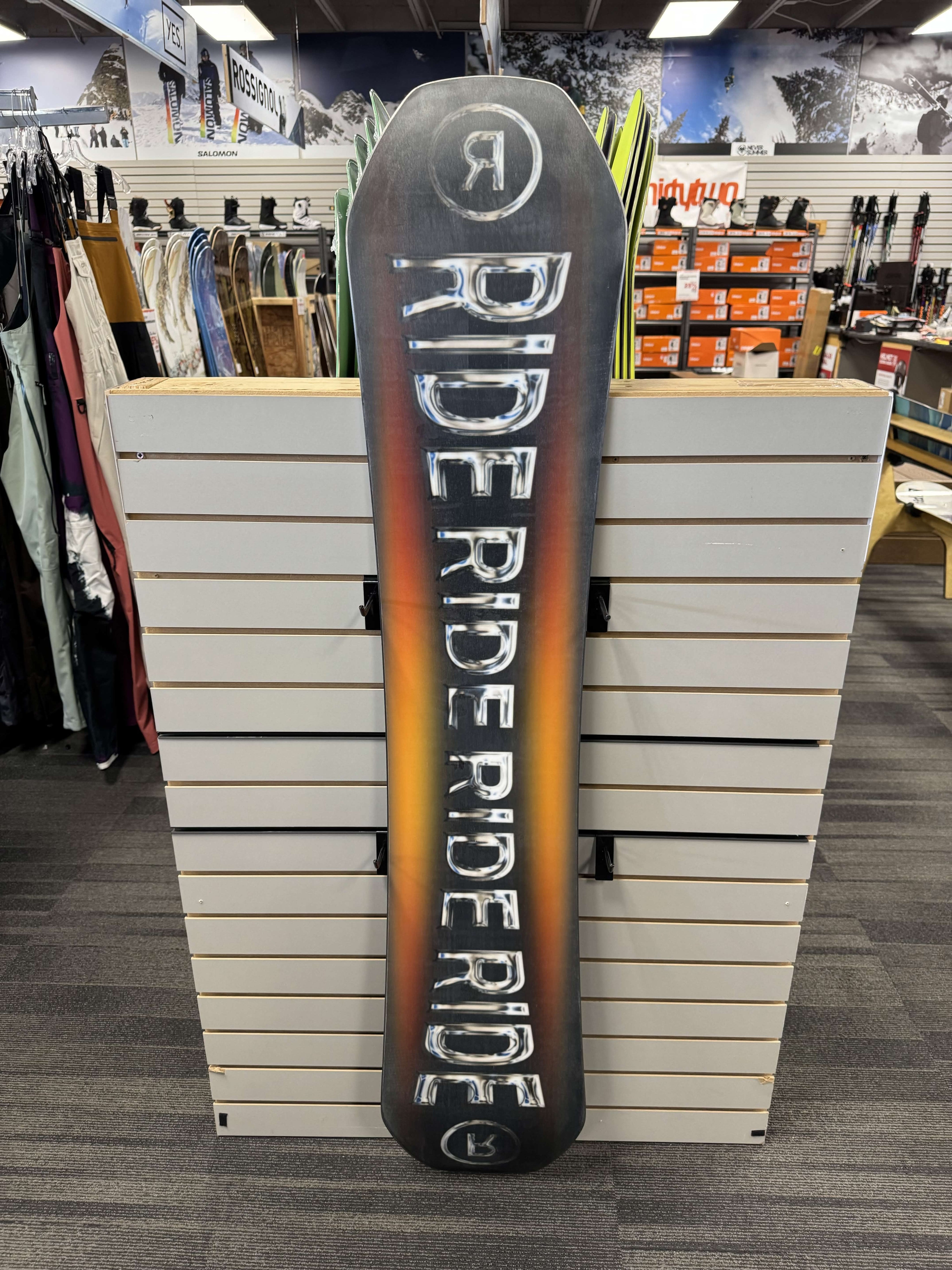 Ride Benchwarmer 157cm Snowboard - Used (2026)