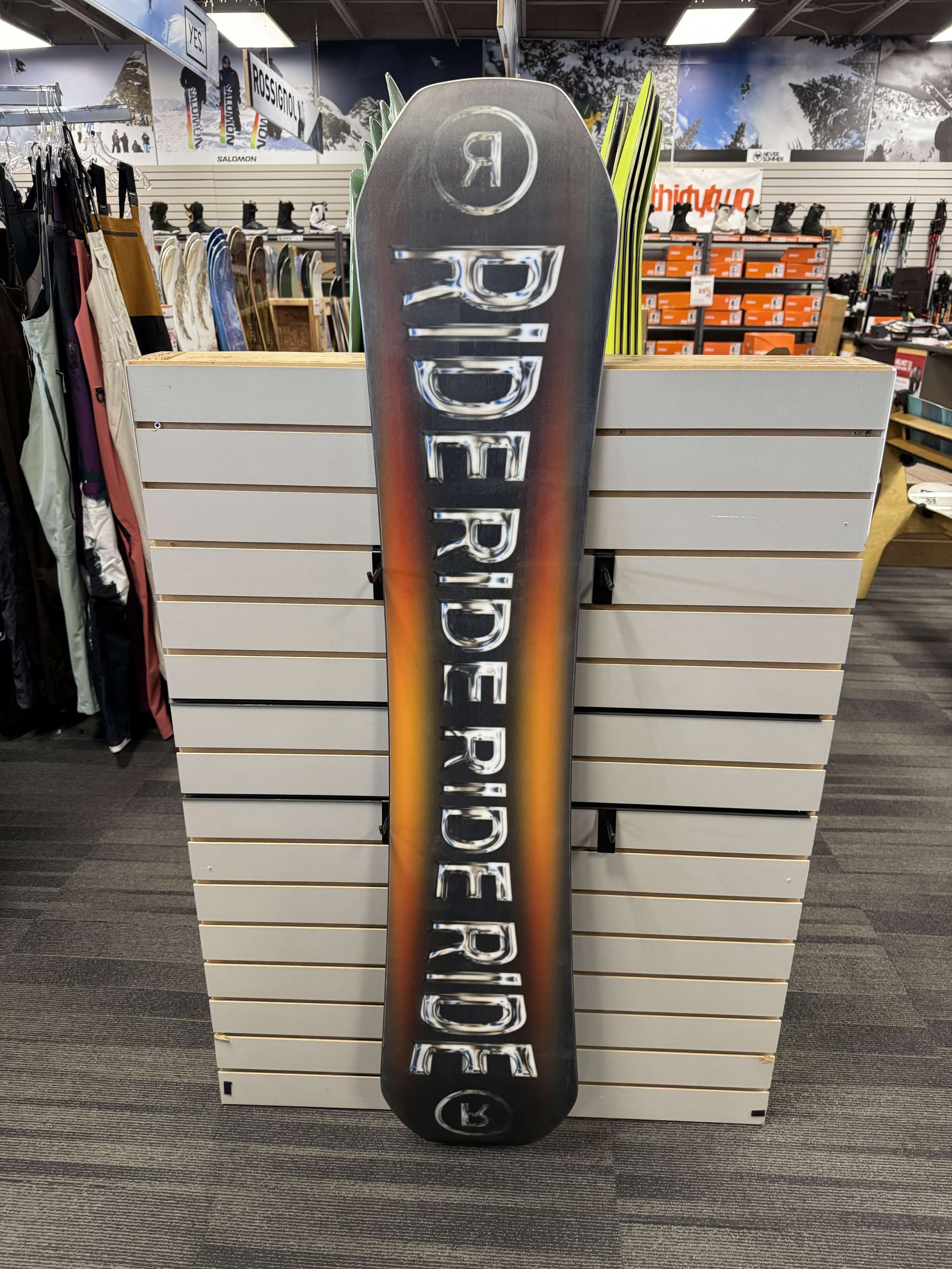 Ride Benchwarmer 155cm Snowboard - Used (2026)
