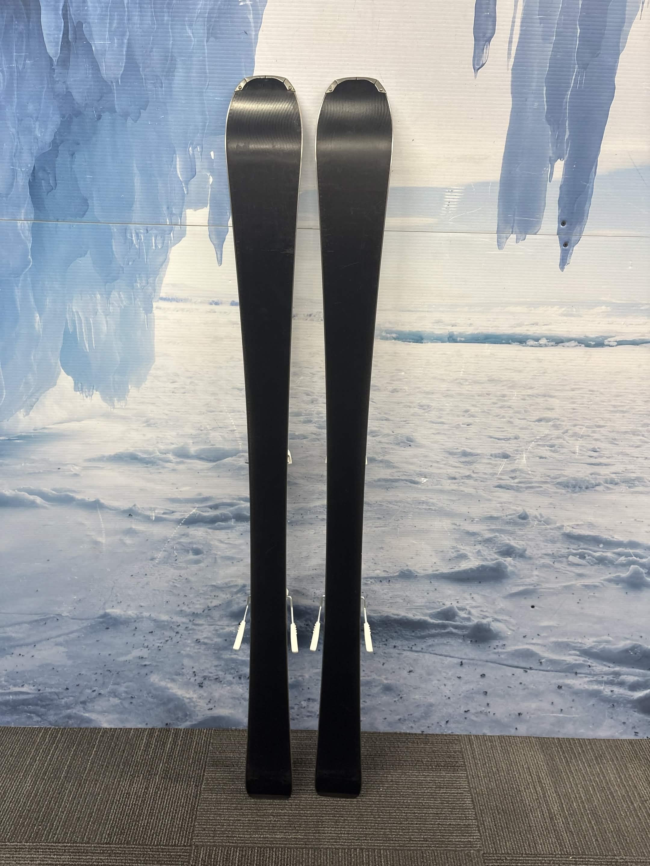 Head Pure Joy White R 148cm Skis w/ TYROLIA SLR 9.0 GW SYS Demo Binding - Used