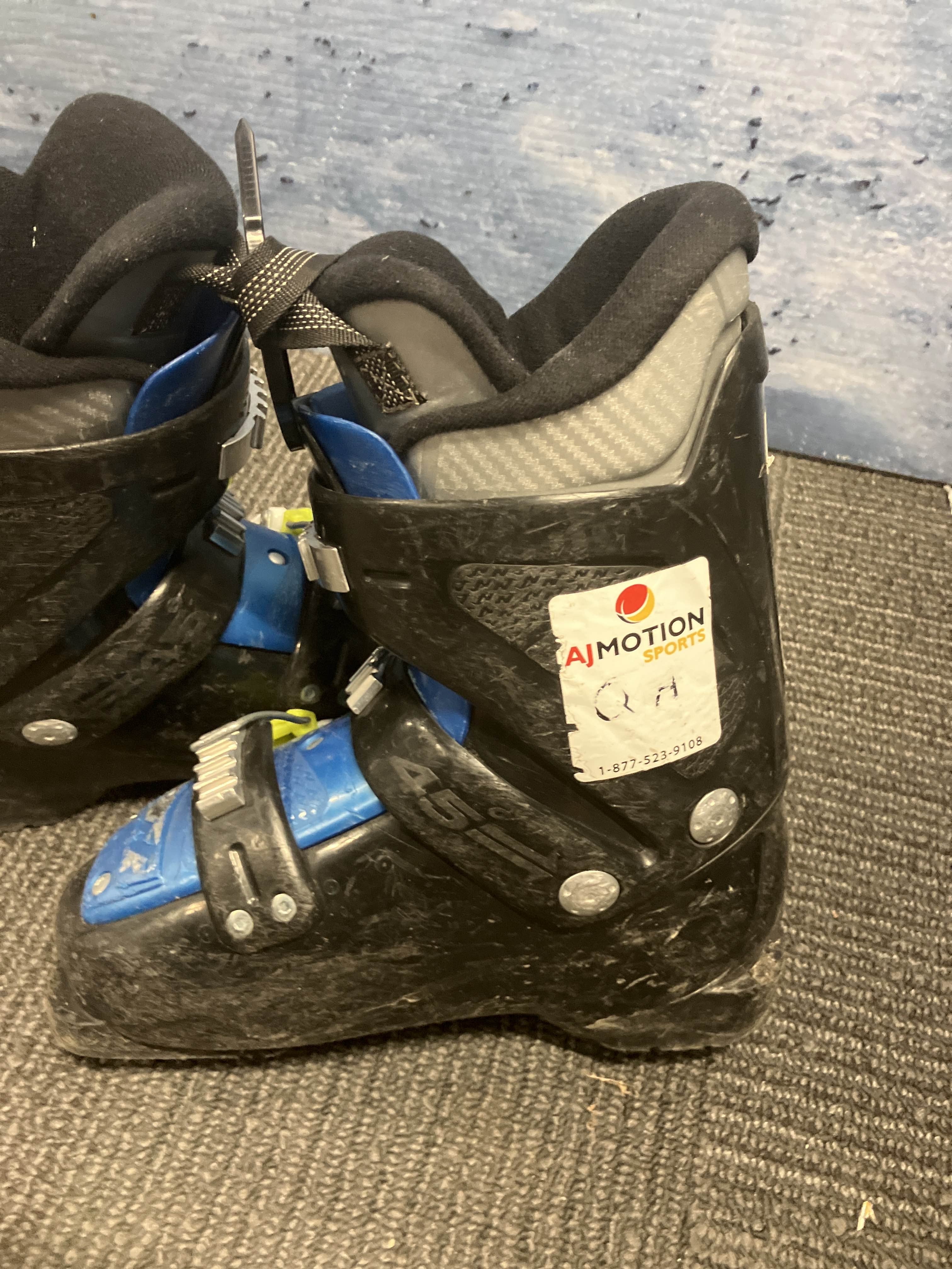 USED Nordica T3 Team Firearrow 20.5 Ski Boot