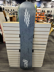 YES Airmaster 162cm Snowboard - Lightly Used 2026