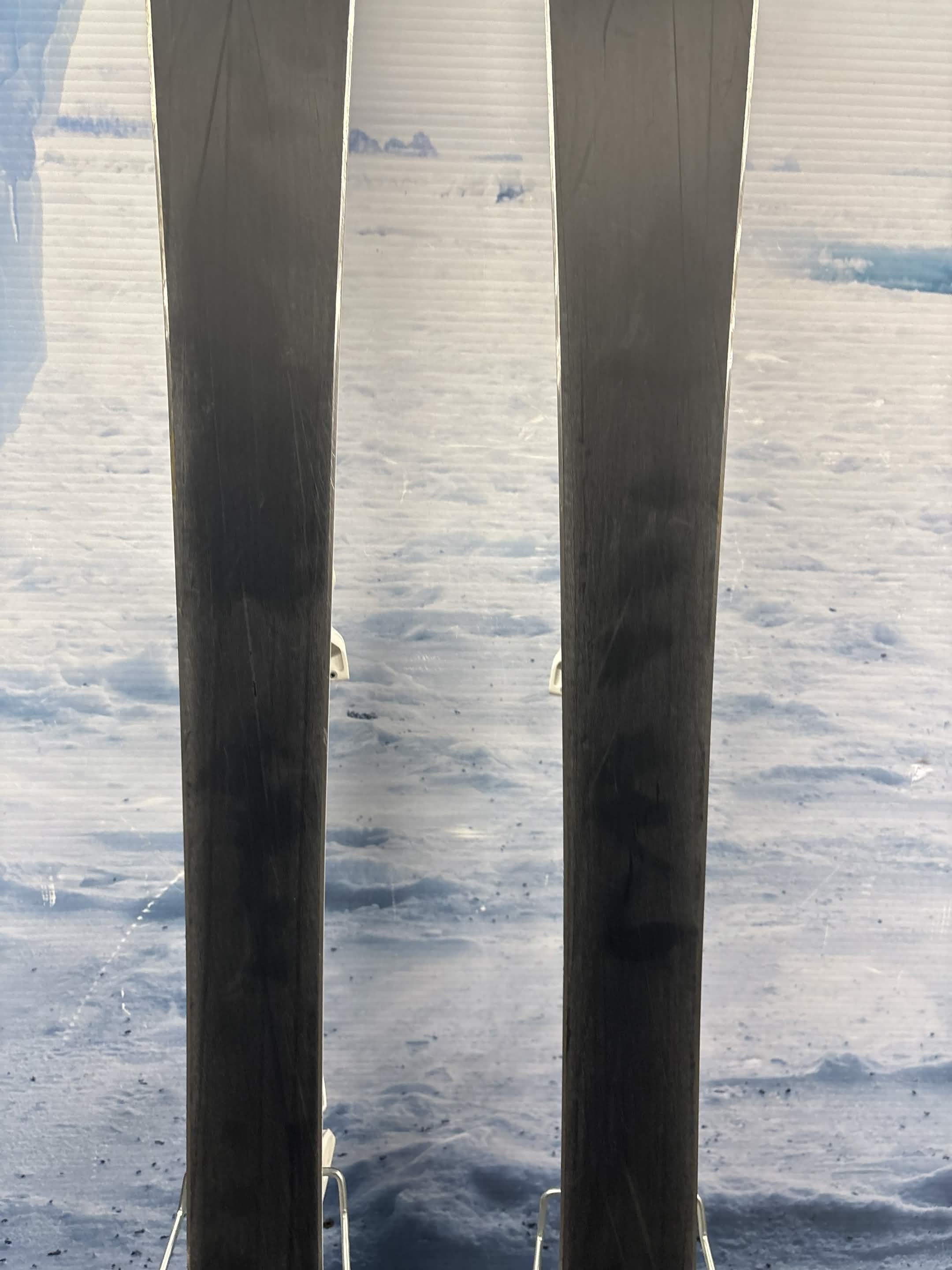 Head Pure Joy White R 153cm Skis w/ TYROLIA SLR 9.0 GW SYS Demo Binding - Used