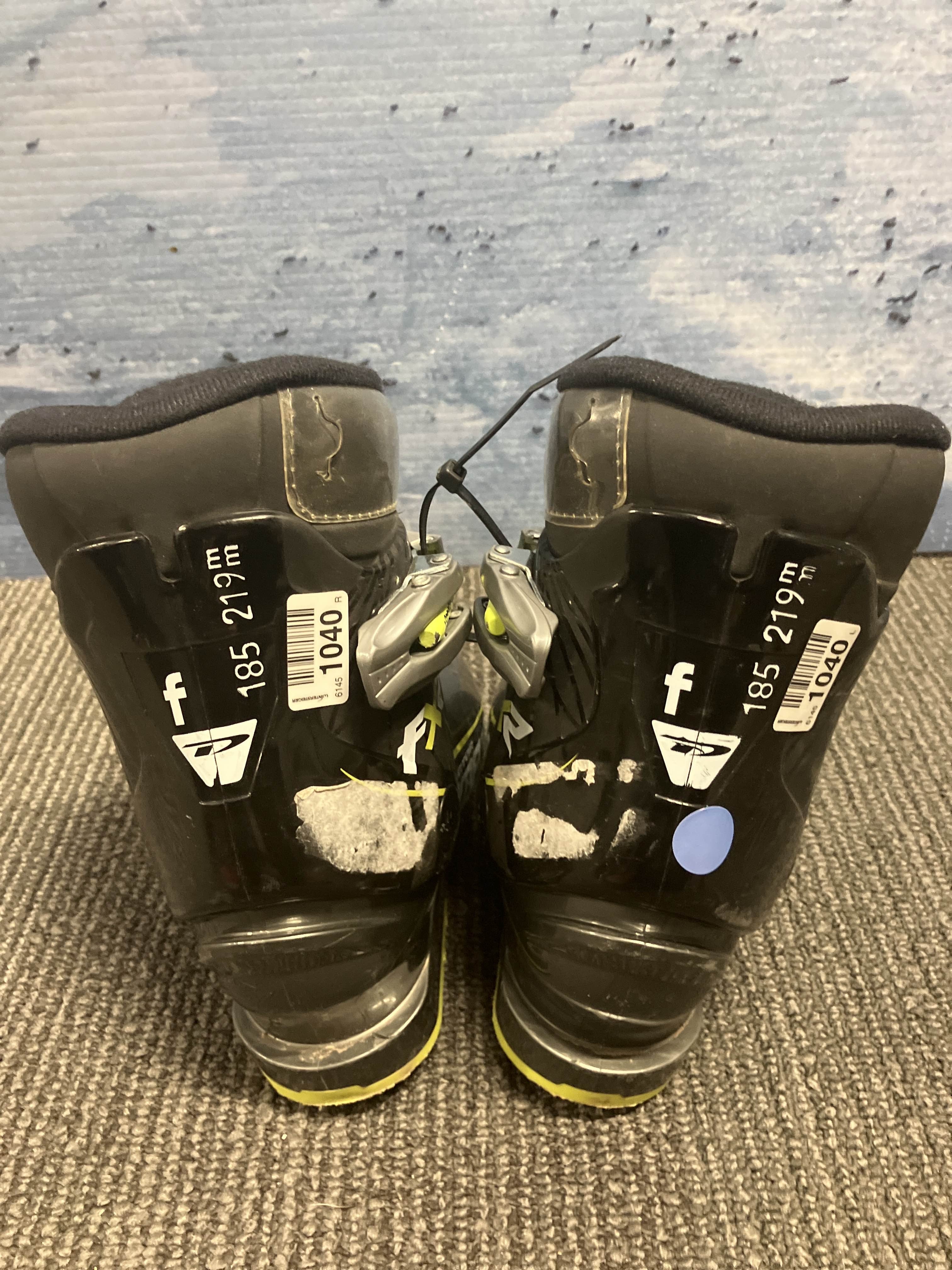 USED Dalbello Factor 4 18.5 Ski Boot