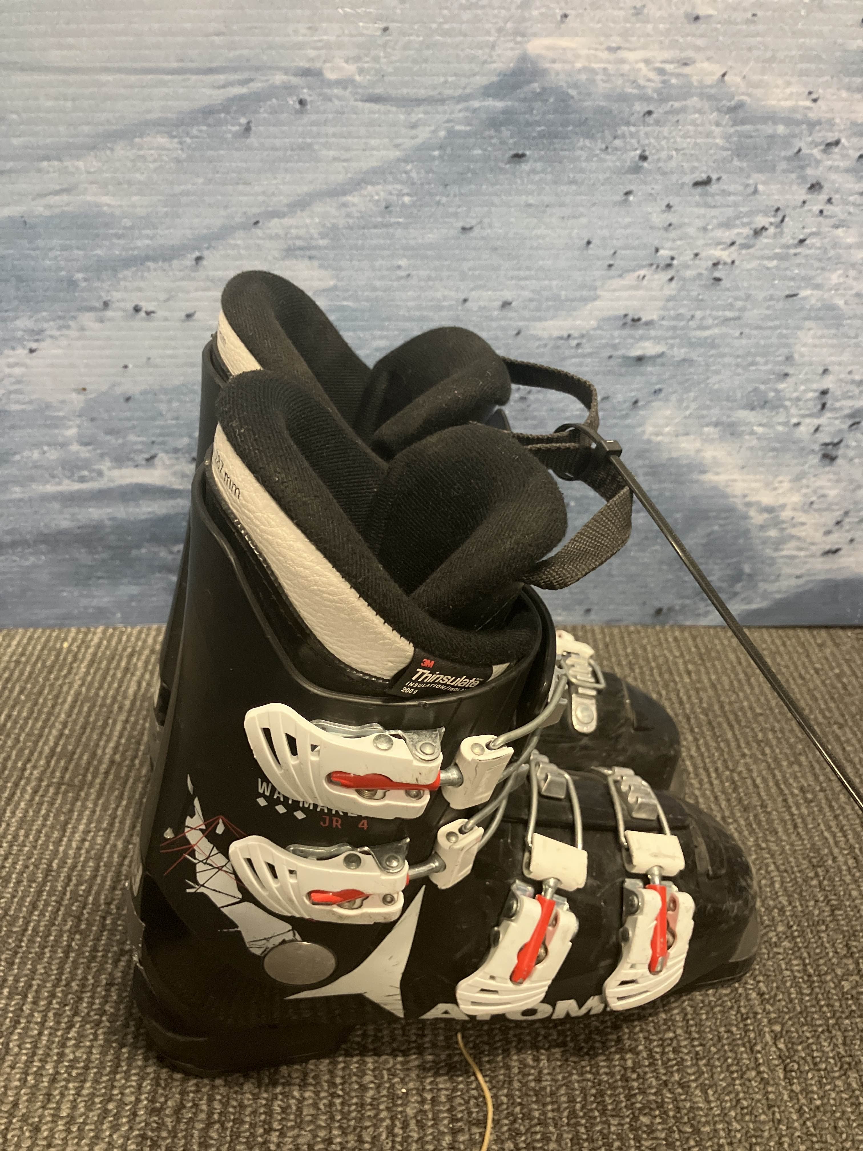 USED Atomic Waymaker Jr 4 24.0 Ski Boot