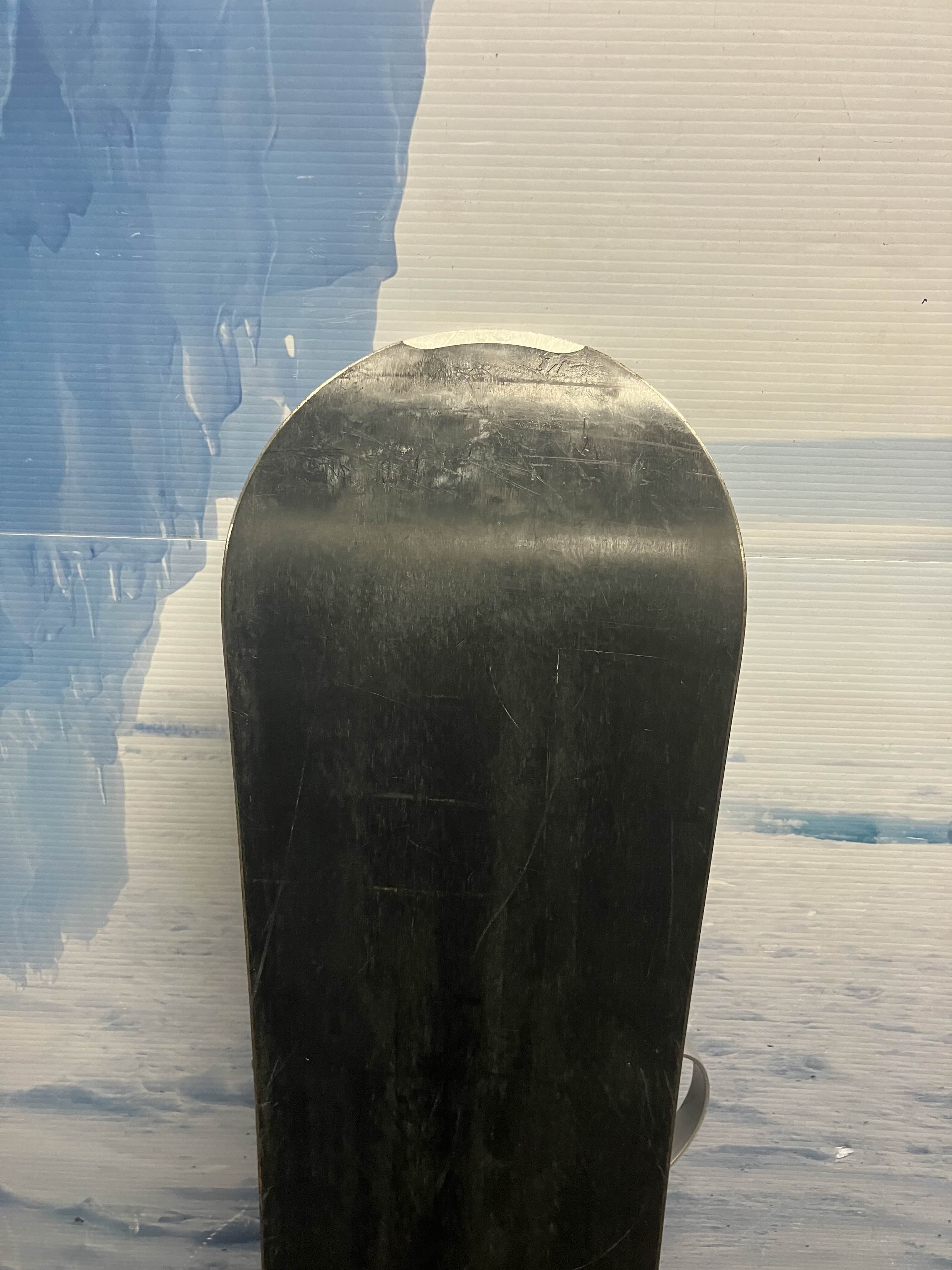Used Head Tribute Snowboard - 140 CM W/ Med Head Binding