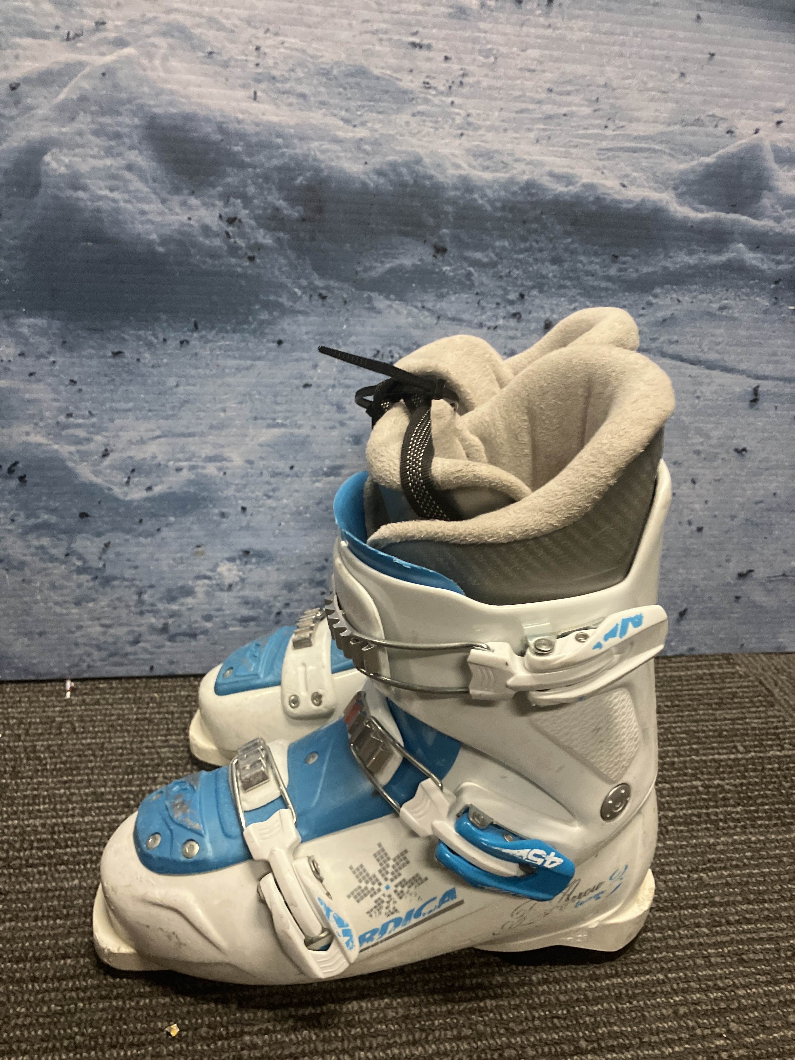 USED Nordica FreeThrow Team 3 24.5 Ski Boot
