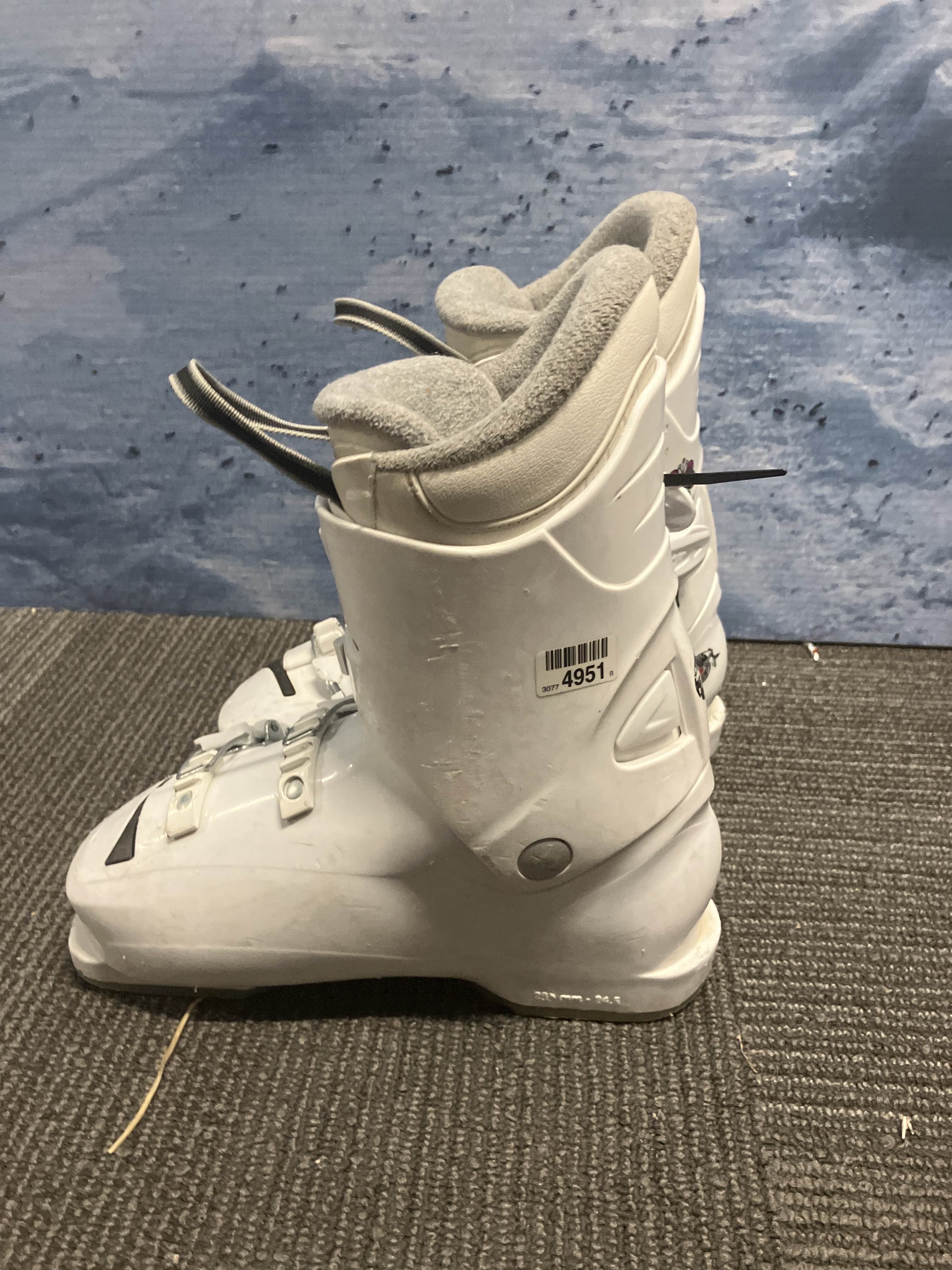 USED Rossignol Fun Girl 24.5 Ski Boot