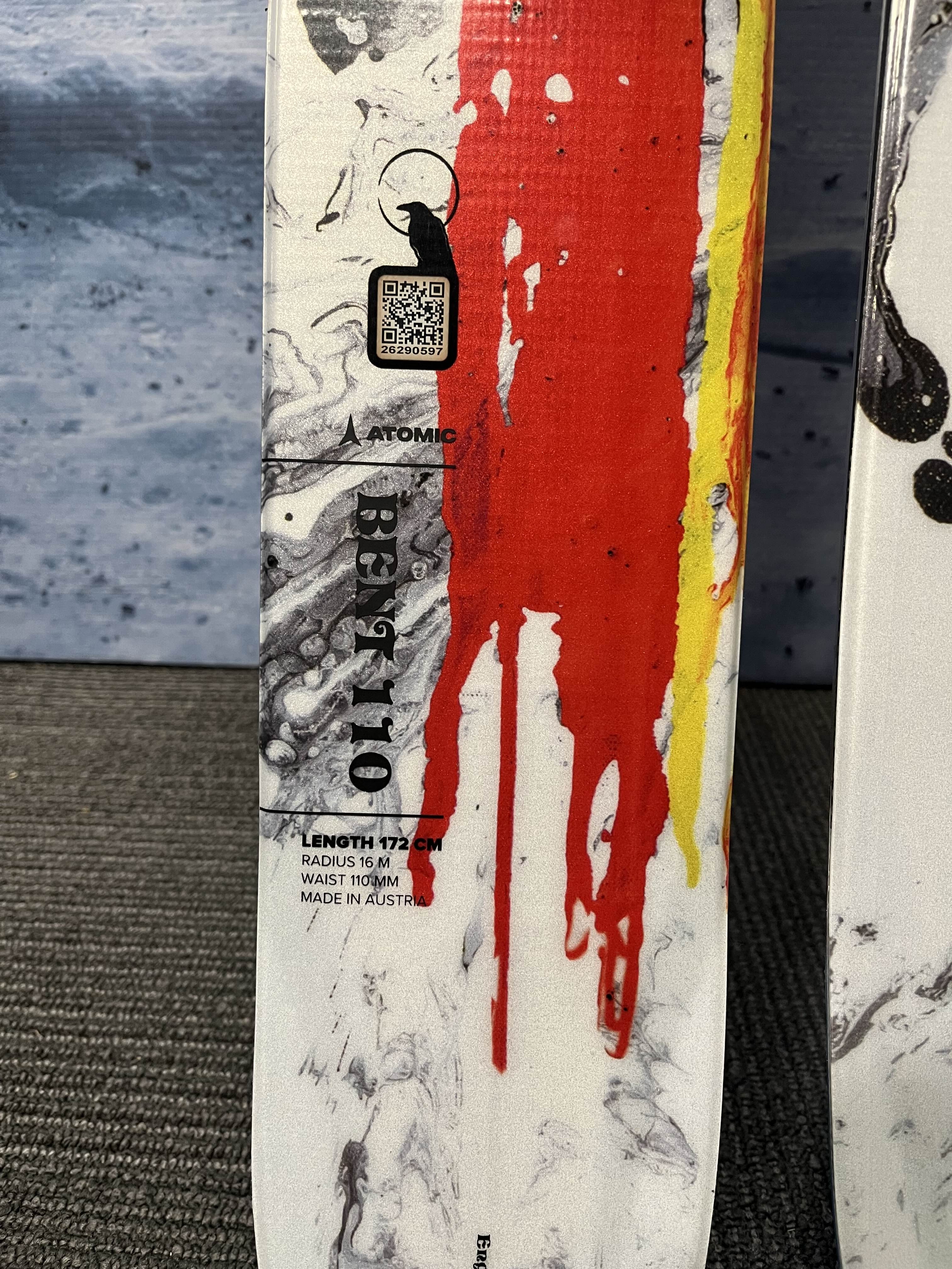 New Atomic Bent Chetler 110 172cm Skis w/ Atomic Strive 11 Demo Binding