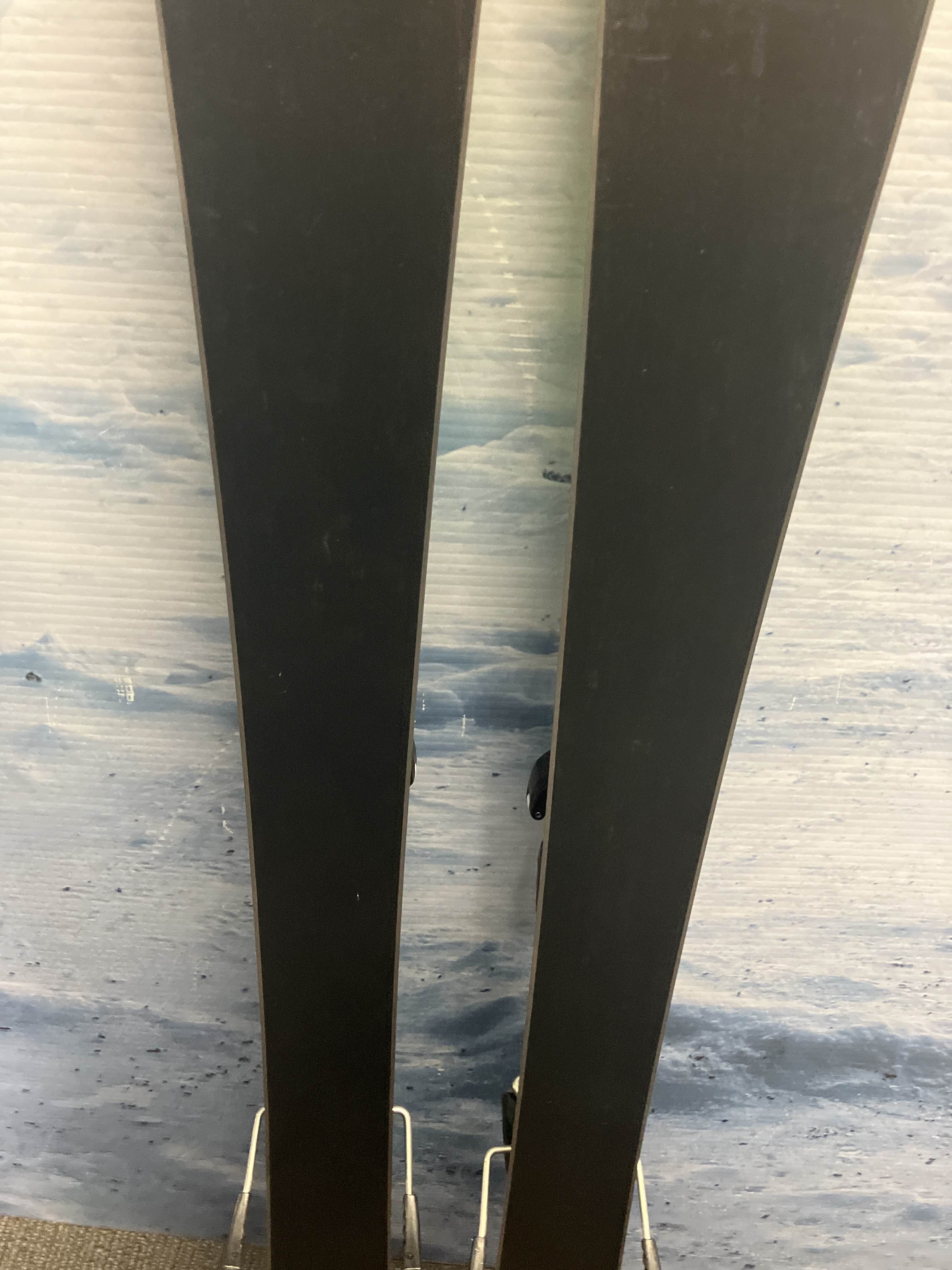 Used Elan Explore Pro Kid Ski - 110CM