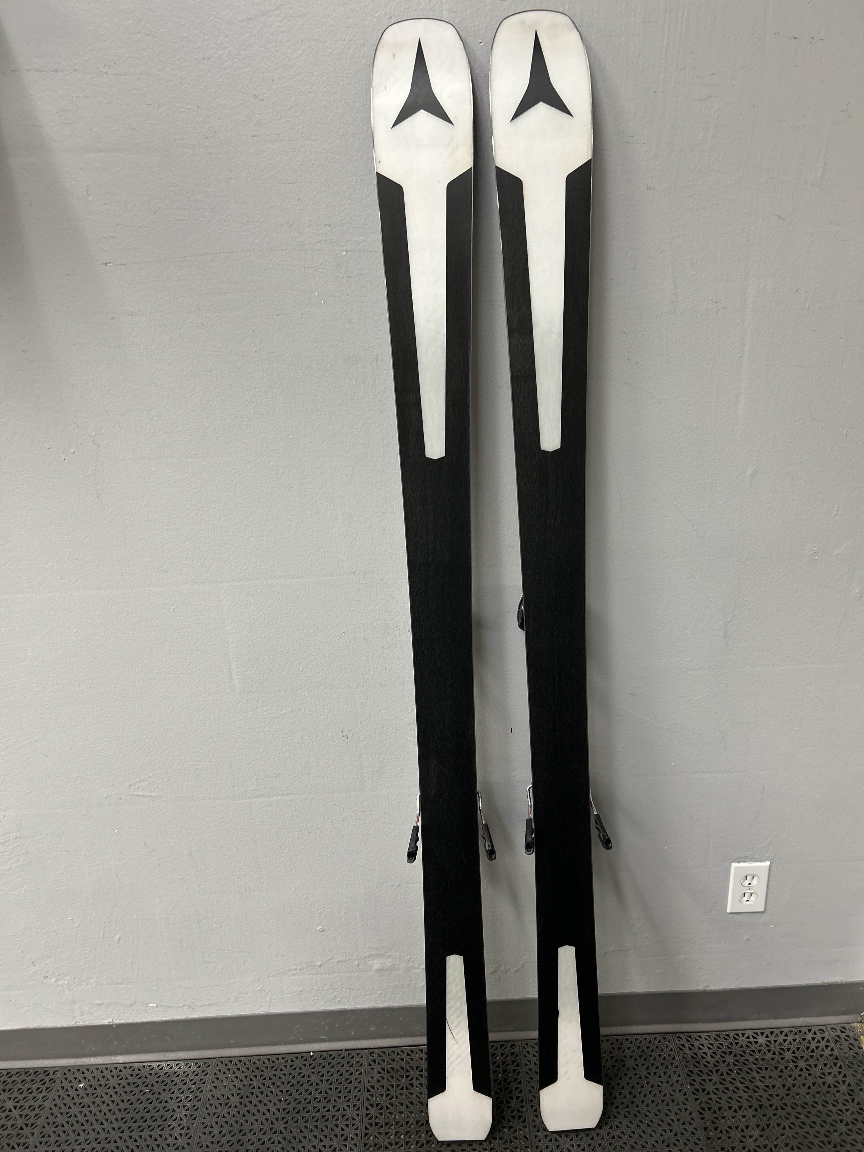 Used Atomic Vantage 90Ti 176cm Skis w/ Atomic Warden 13 Demo Binding