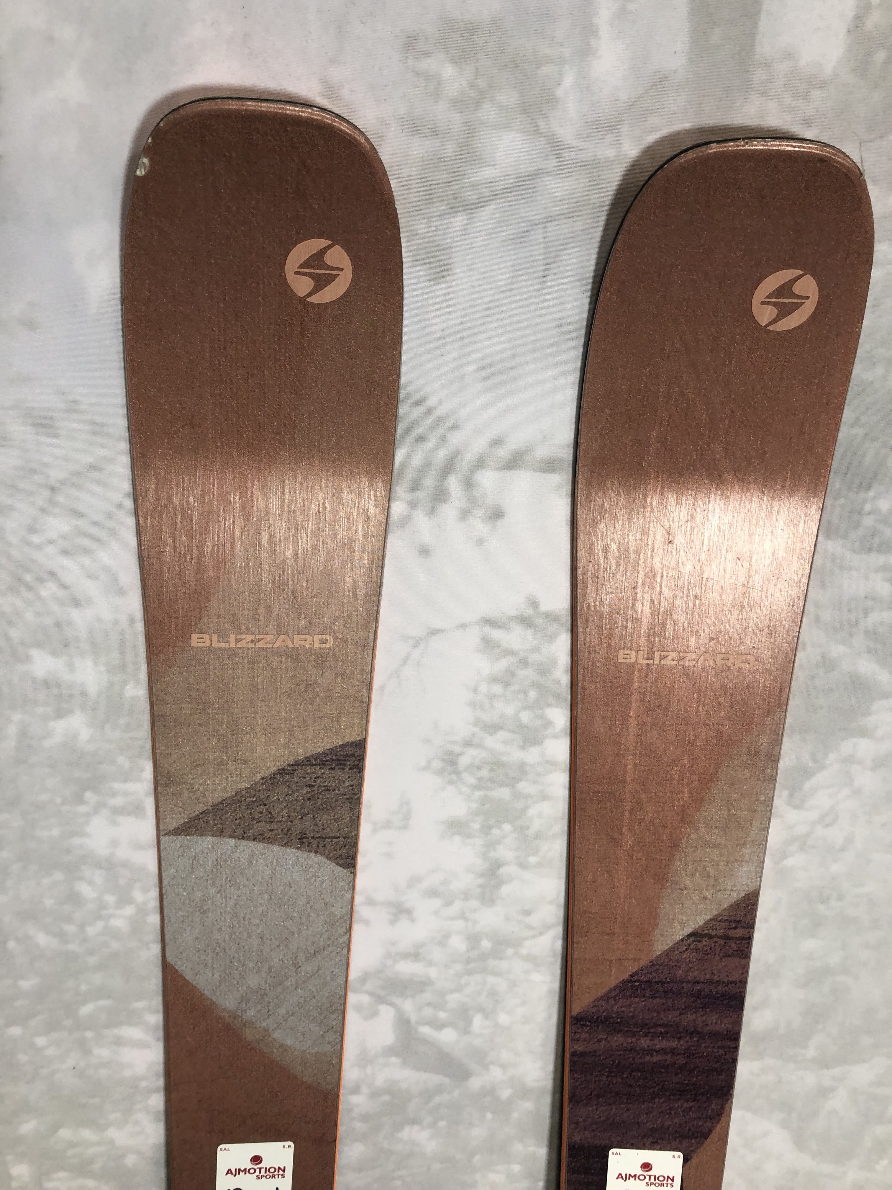 Used 2025 Blizzard Black Pearl 94 skis- 152cm w/Tyrollia Attack 11 MN binding