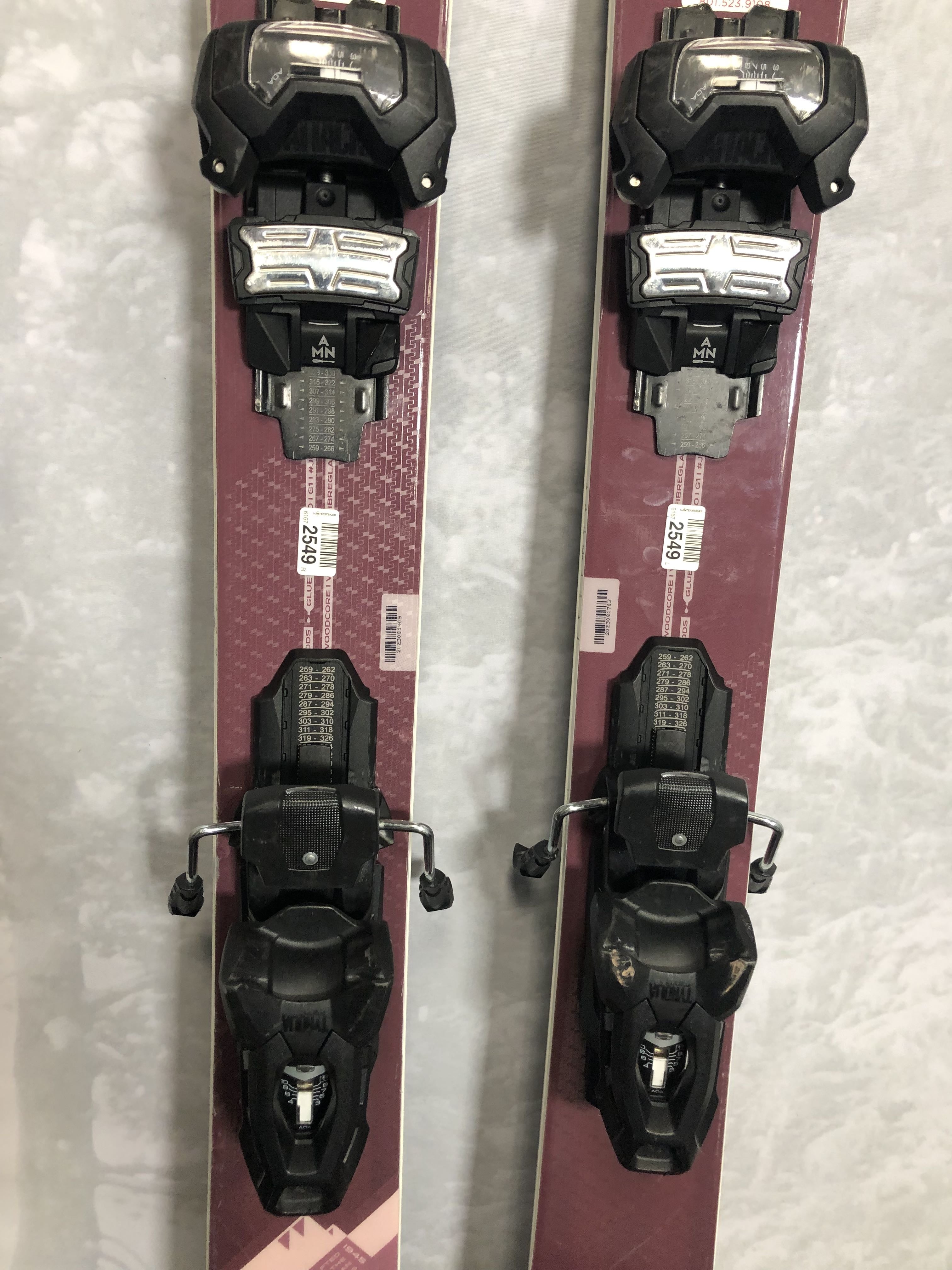 Used 2025 Women's Elan Ripstick 94 - 154 cm w/ Tyrollia Attack MN bindings.