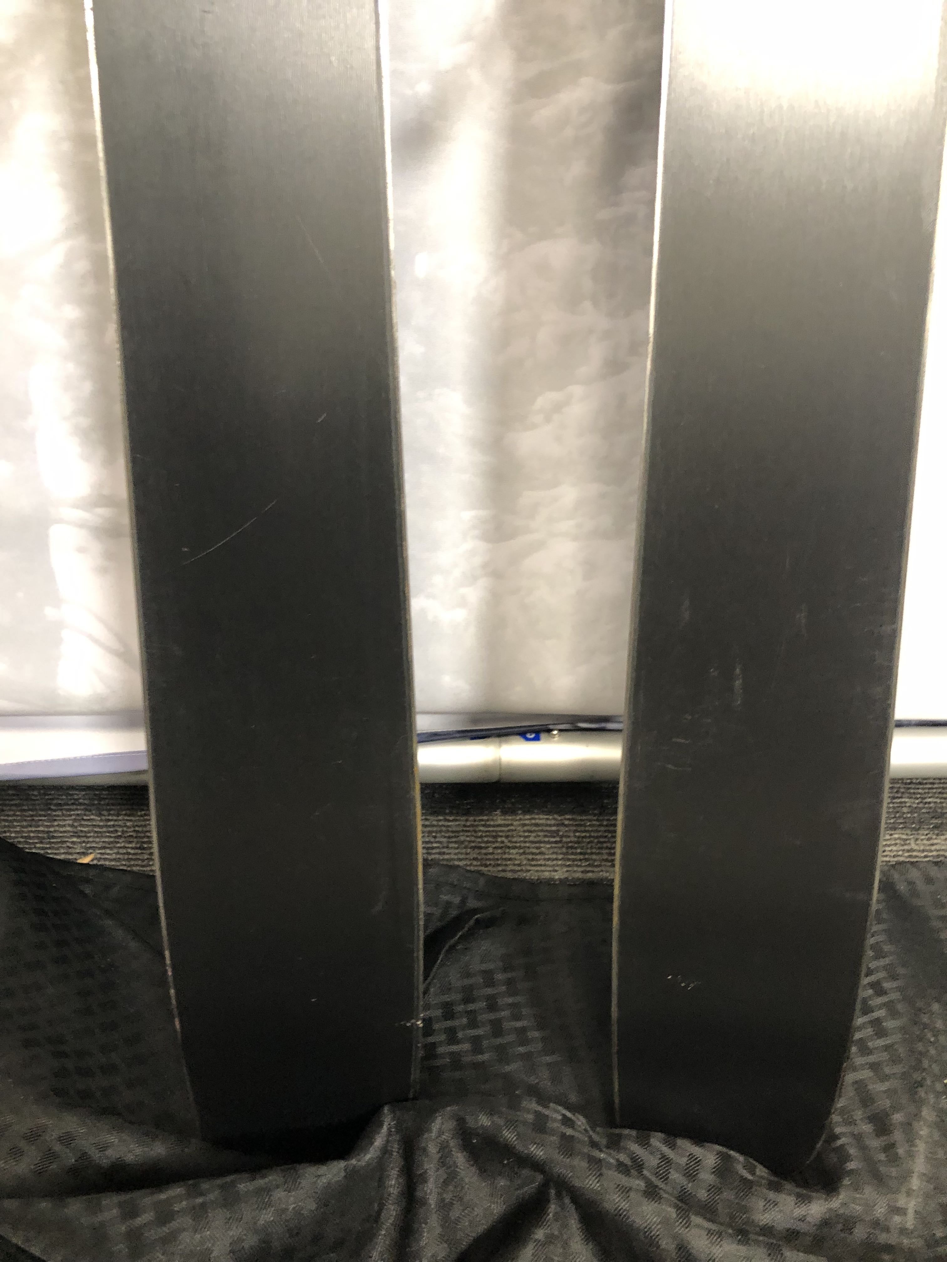 Used 2025 Women's Elan Ripstick 94 - 154 cm w/ Tyrollia Attack MN bindings.