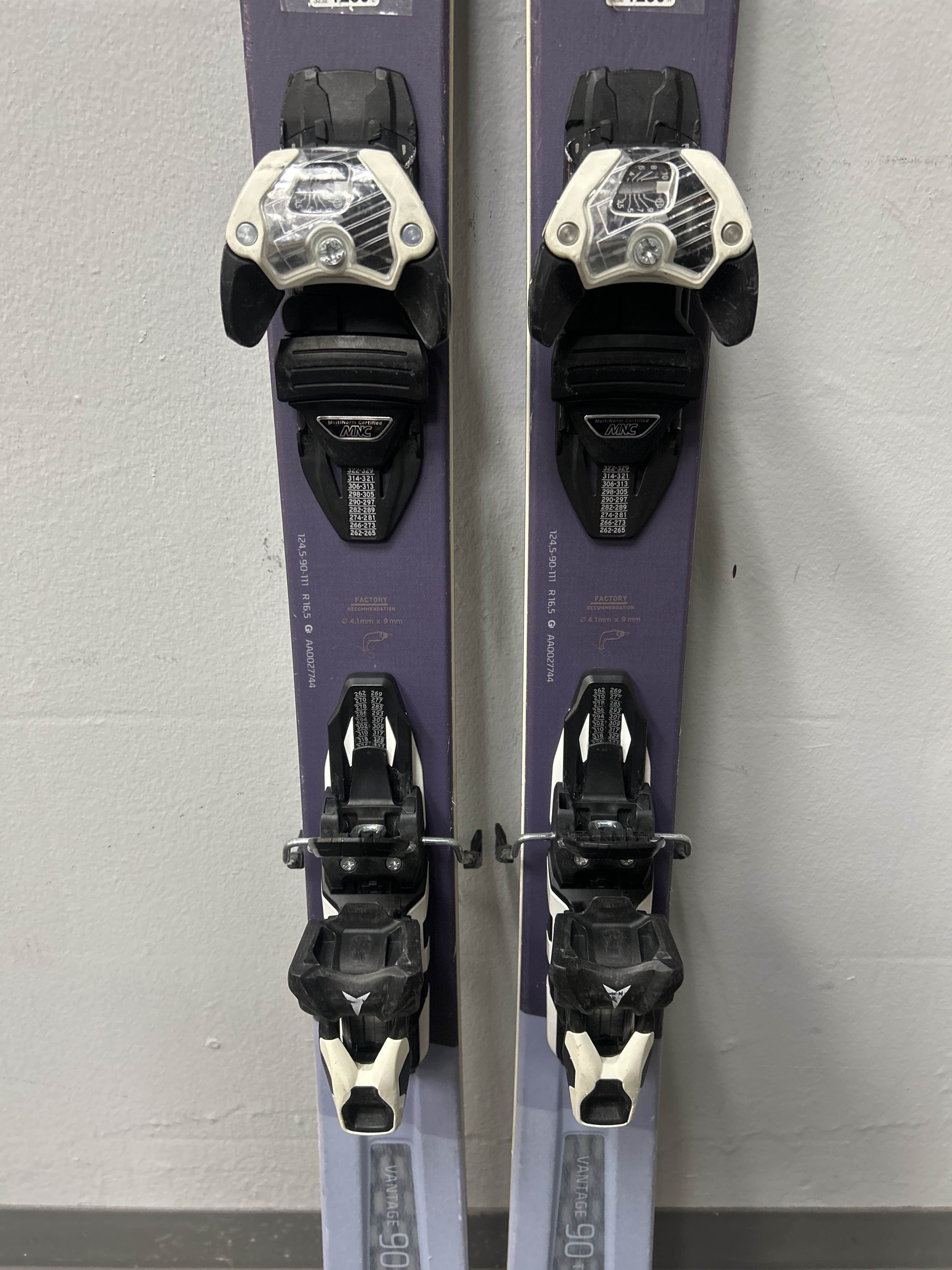 Used Atomic Vantage 90 Ti 161cm Skis w/ Atomic Warden 11 Demo Binding