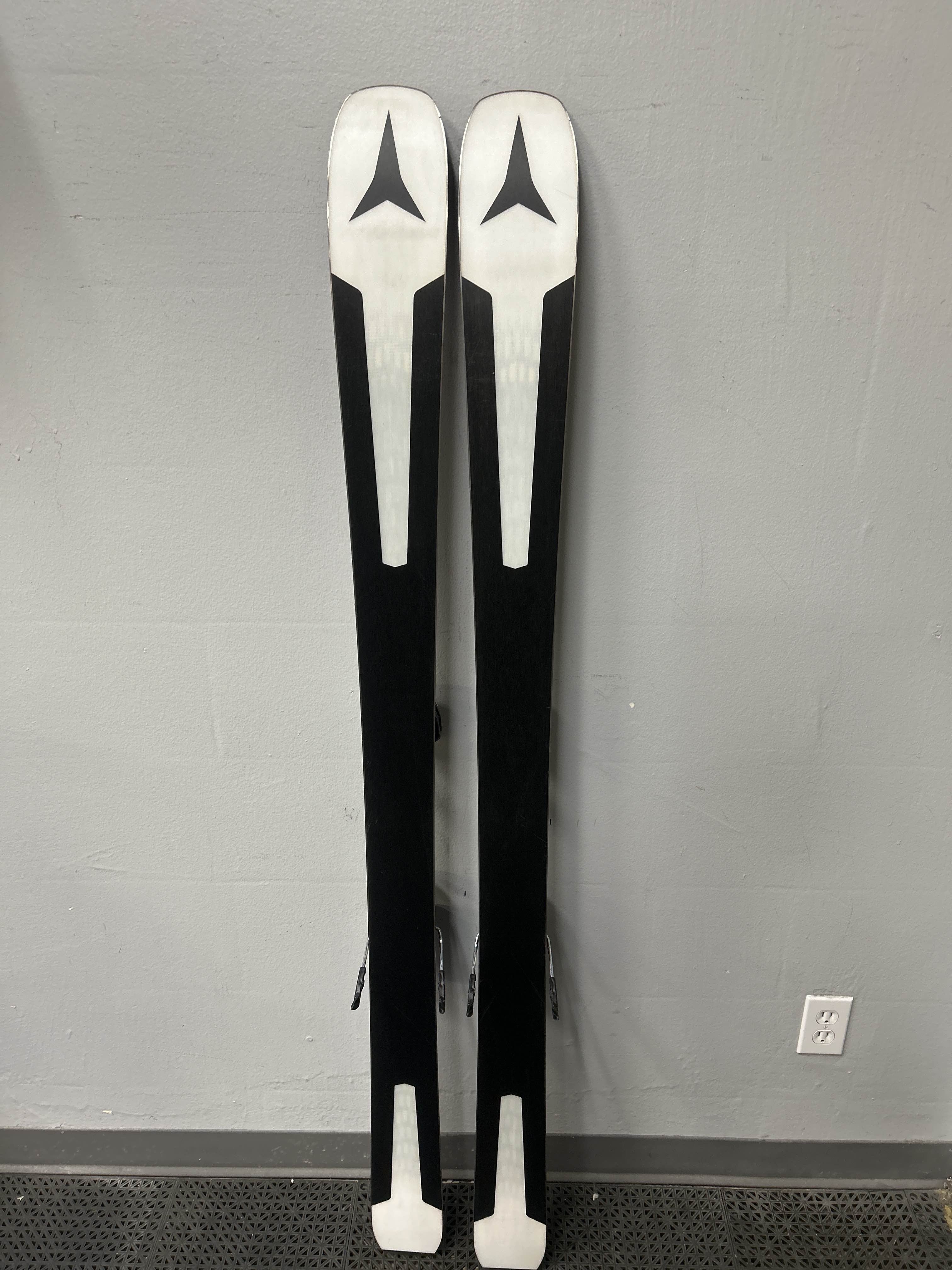 Used Atomic Vantage 90 Ti 161cm Skis w/ Atomic Warden 11 Demo Binding