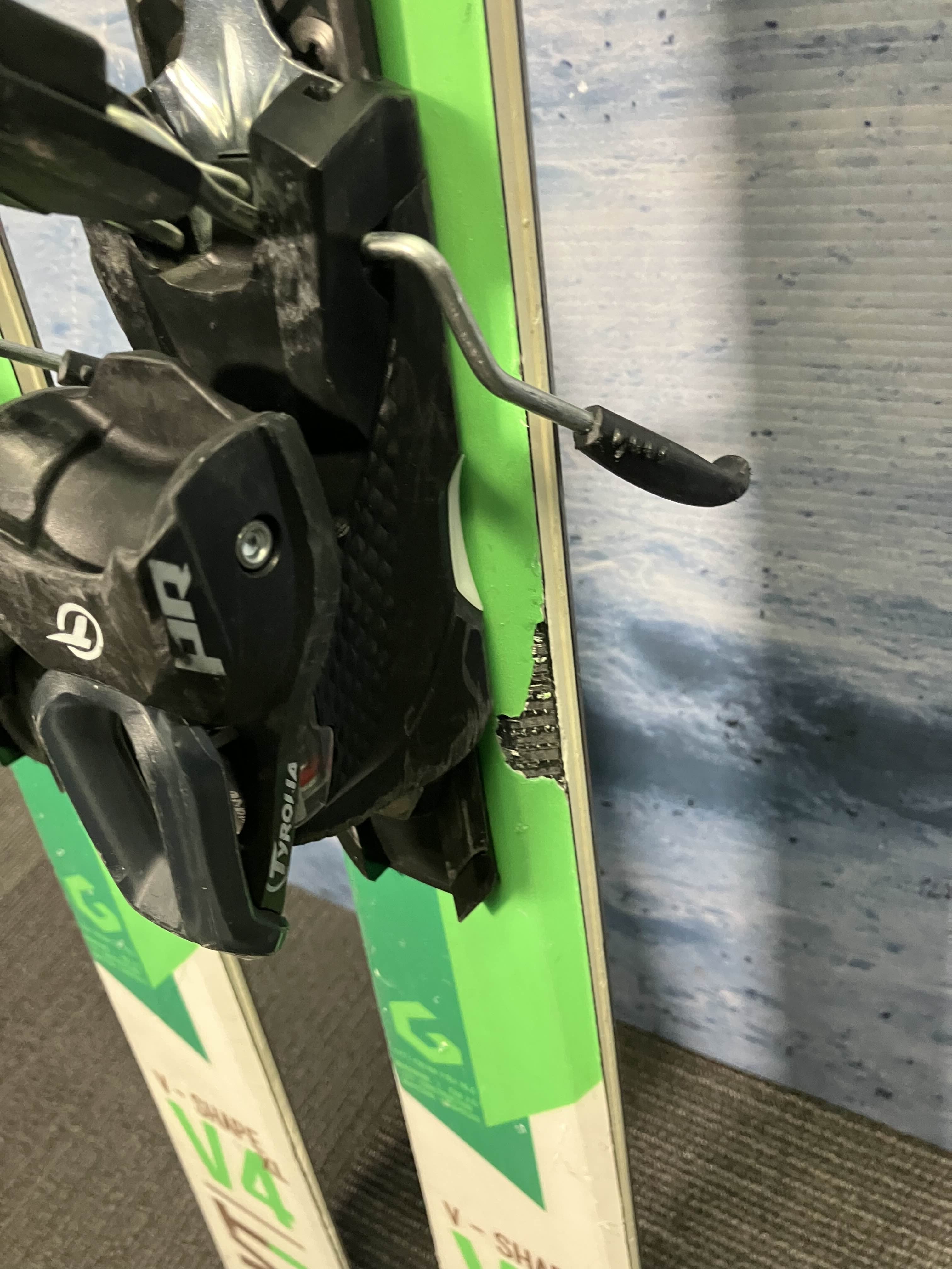 Heavily Used Head V-Shape V4 XL 177 CM w/ Tyrolia PR 10 Bindings