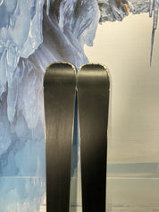 Heavily Used Head V-Shape V4 XL 177 CM w/ Tyrolia PR 10 Bindings
