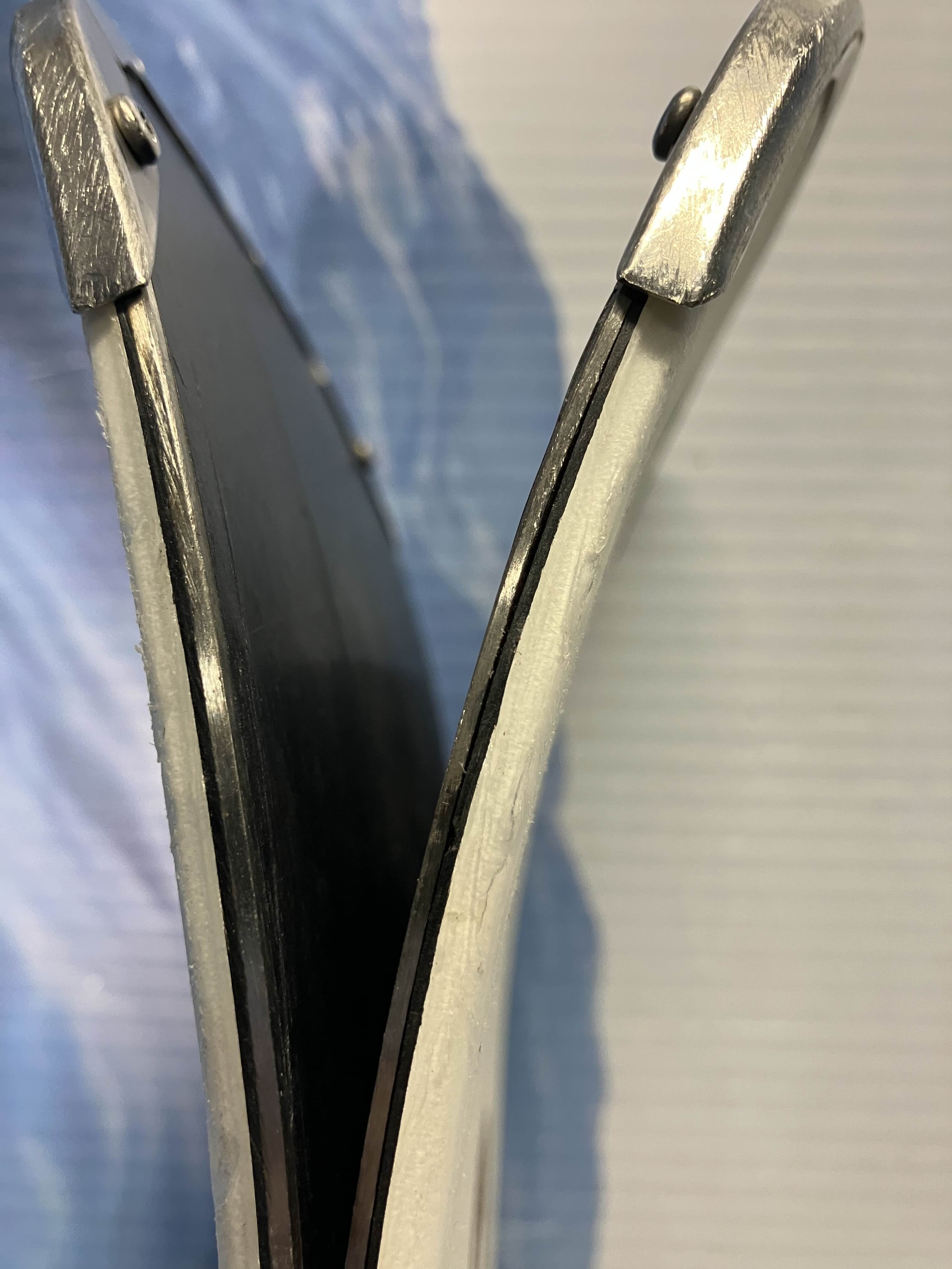 Heavily Used Head V-Shape V4 XL 177 CM w/ Tyrolia PR 10 Bindings