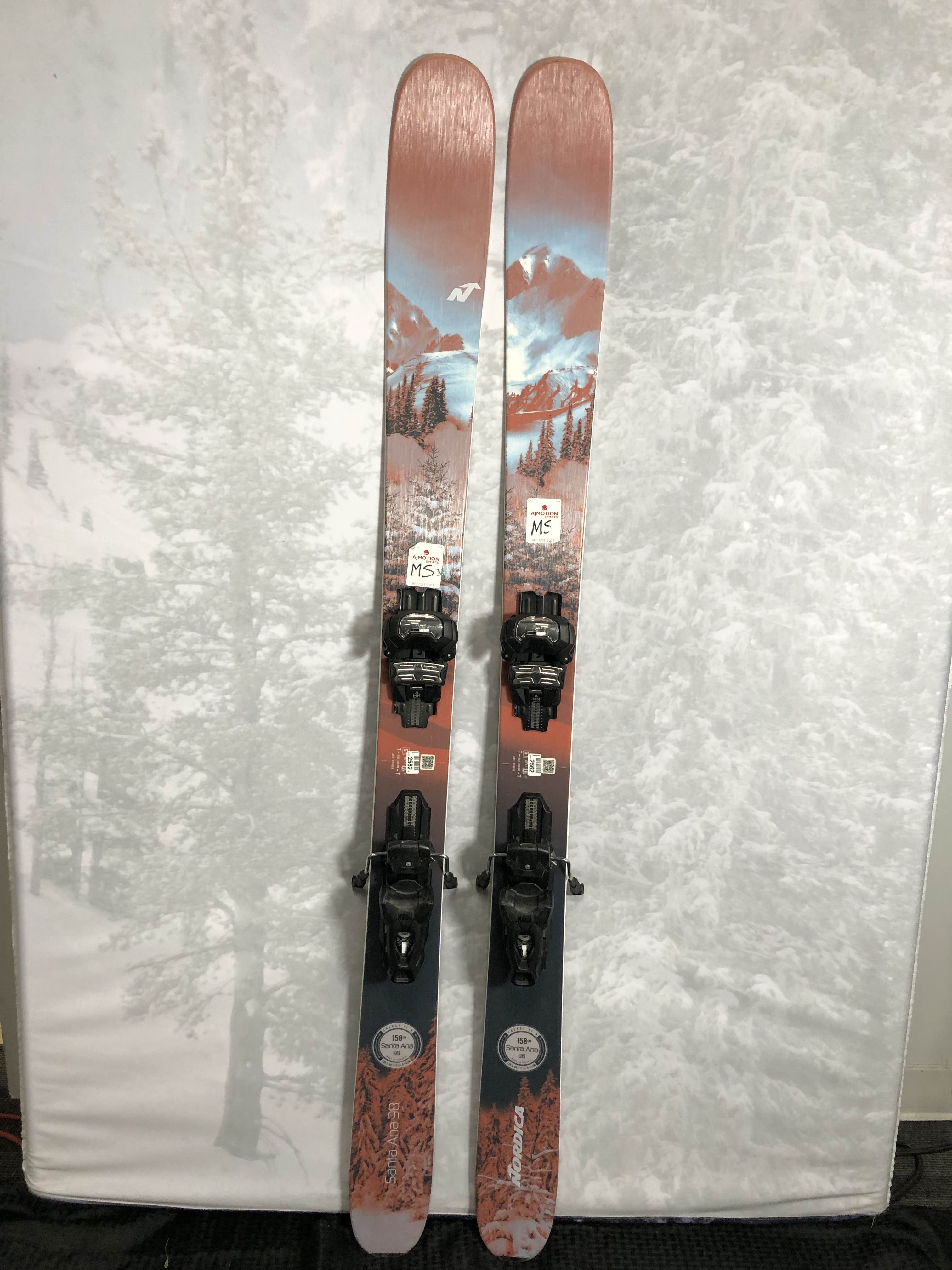 Used 2024 Santa Ana 98 skis - 165cm w/ Tyrollia Attack 11 MN Demo Bindings