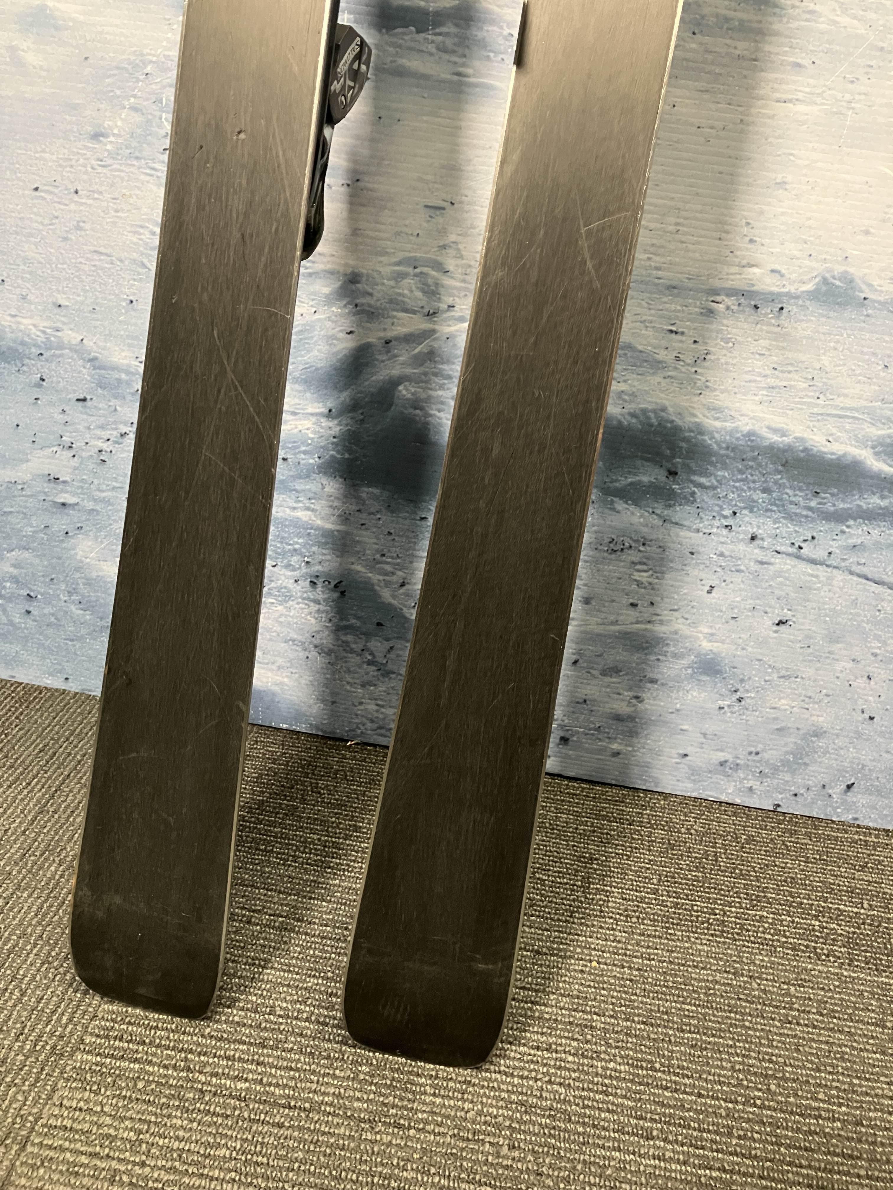 Used Saloman Powerline Enduro Men's Ski w/ Saloman L10 Demo Bindings - 176CM
