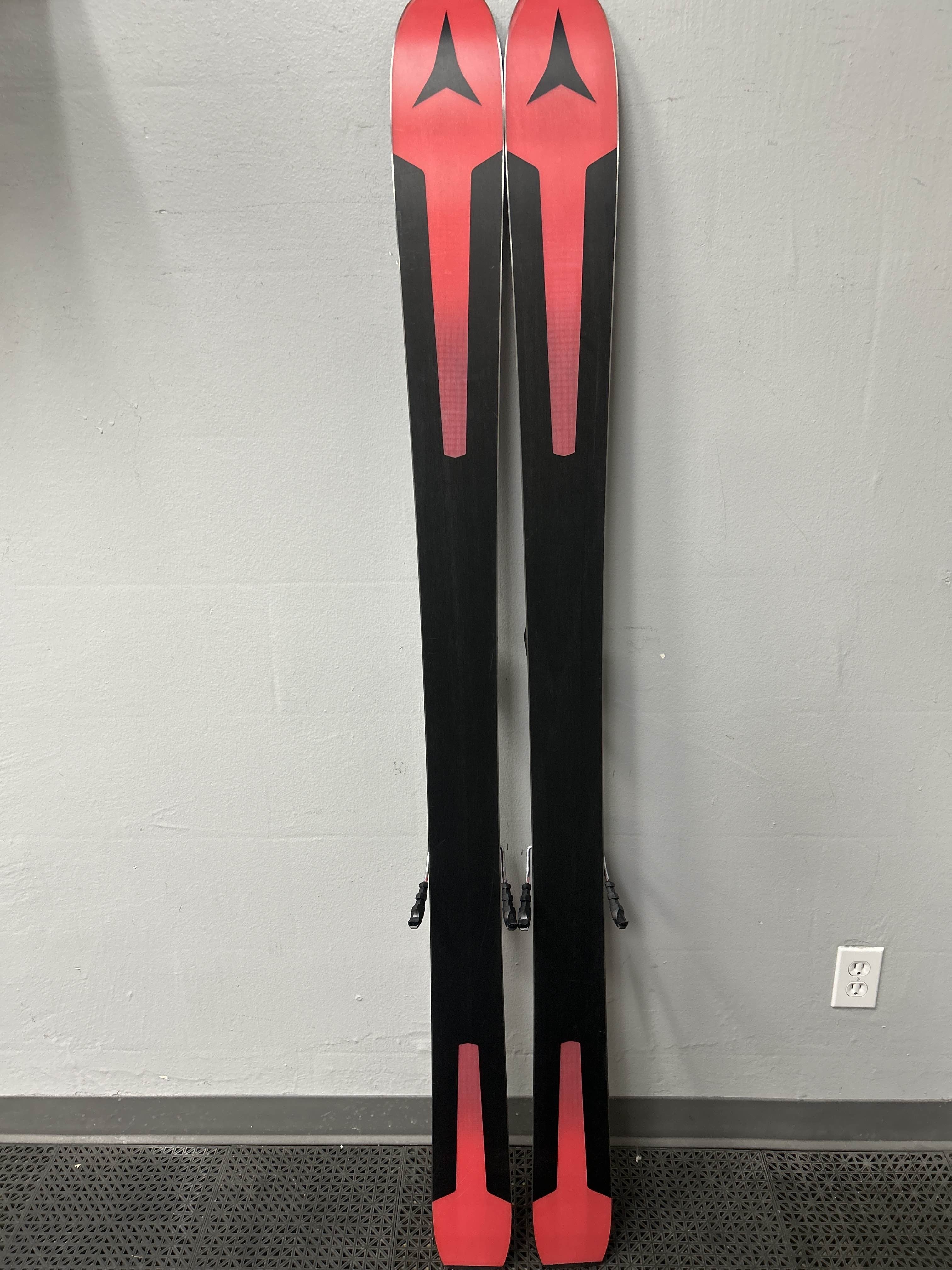 Used Atomic Vantage 97C 172cm Skis w/ Tyrolia Attack 13 Demo Binding