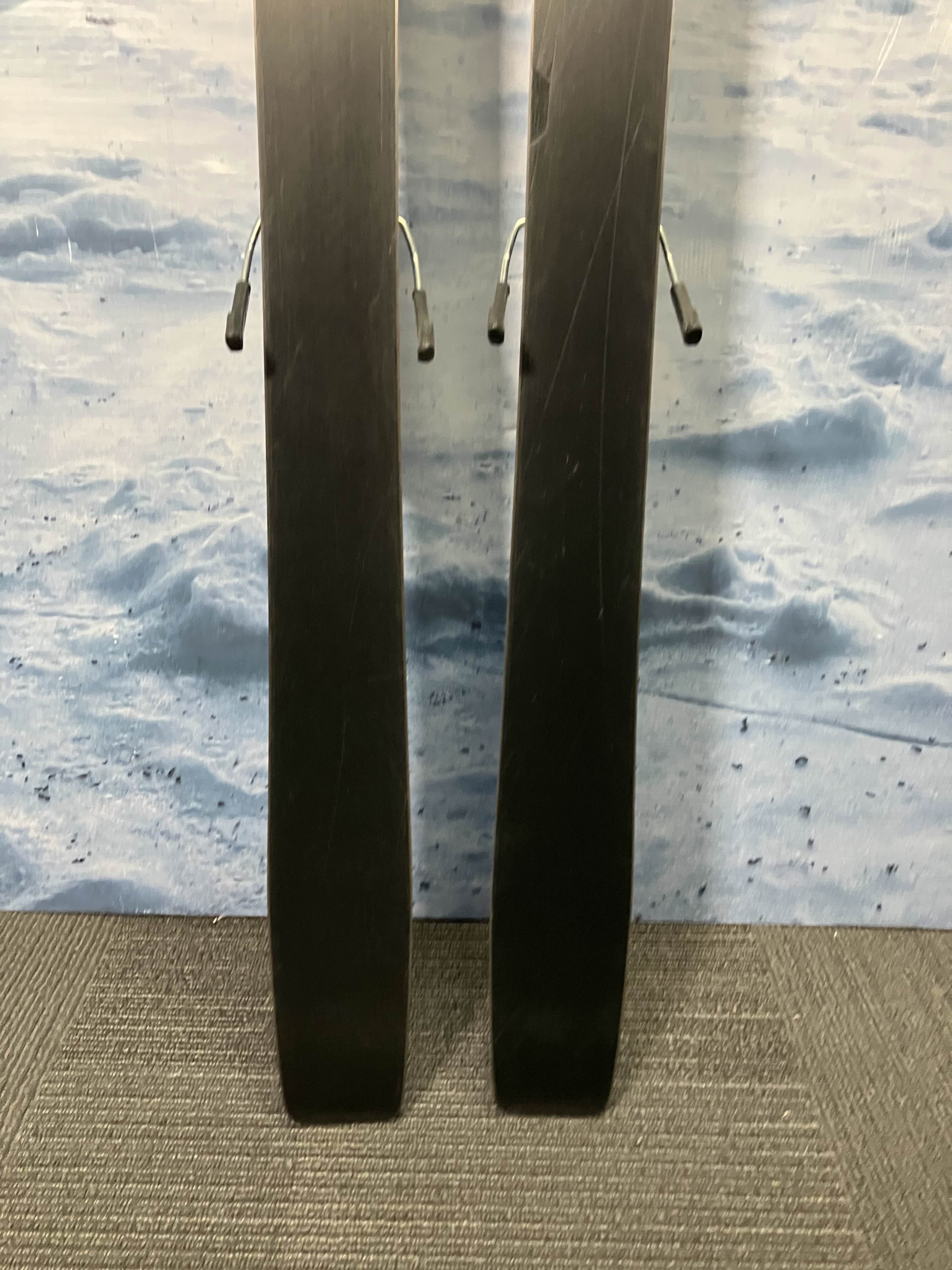 Used Dynastar Power Track  Men's Ski w/ Look Nx 11 Demo Bindings - 166CM