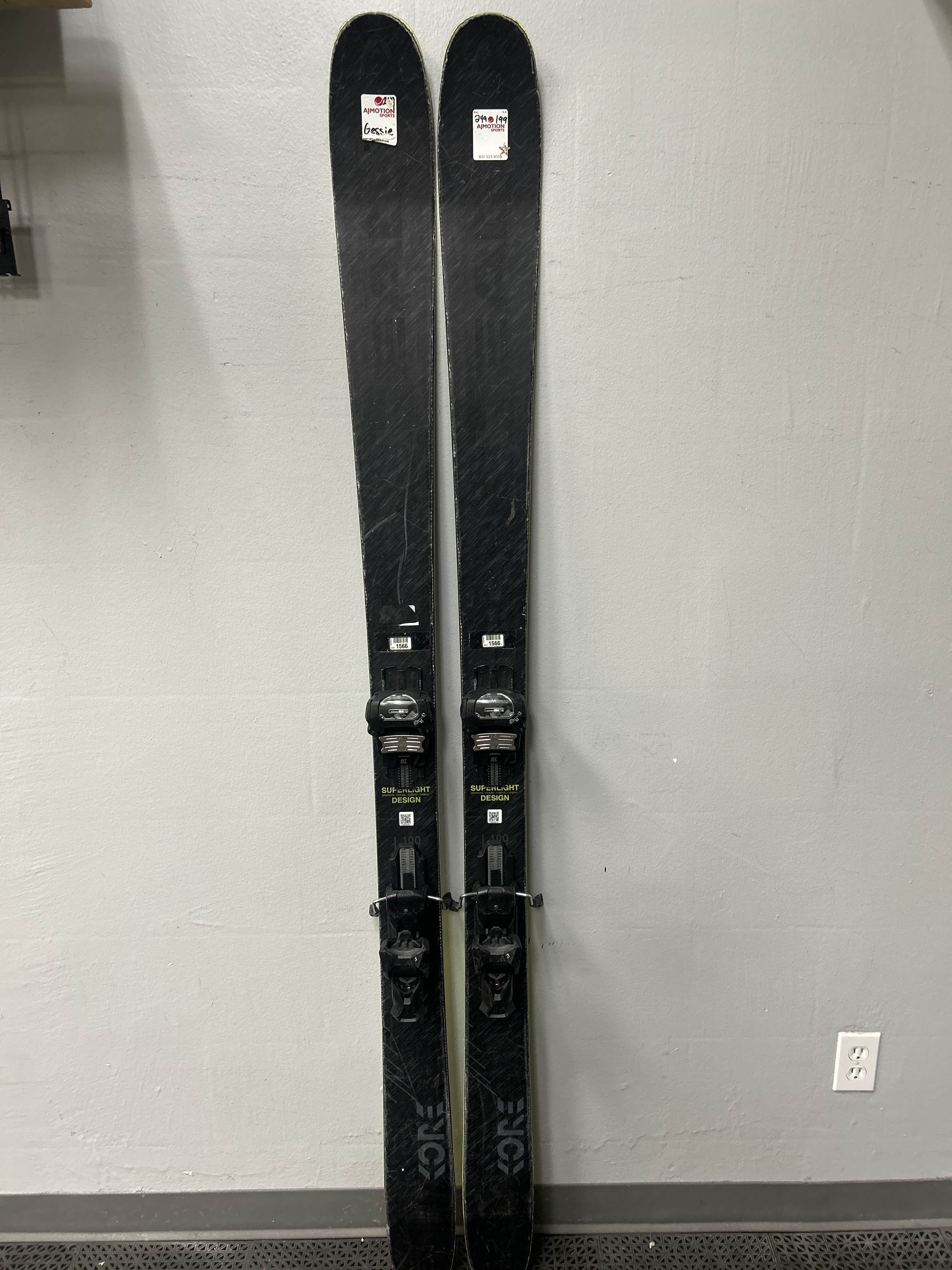 Used Head Kore 93 w 189 cm Skis w/ Tyrolia Attack 13 Demo Binding