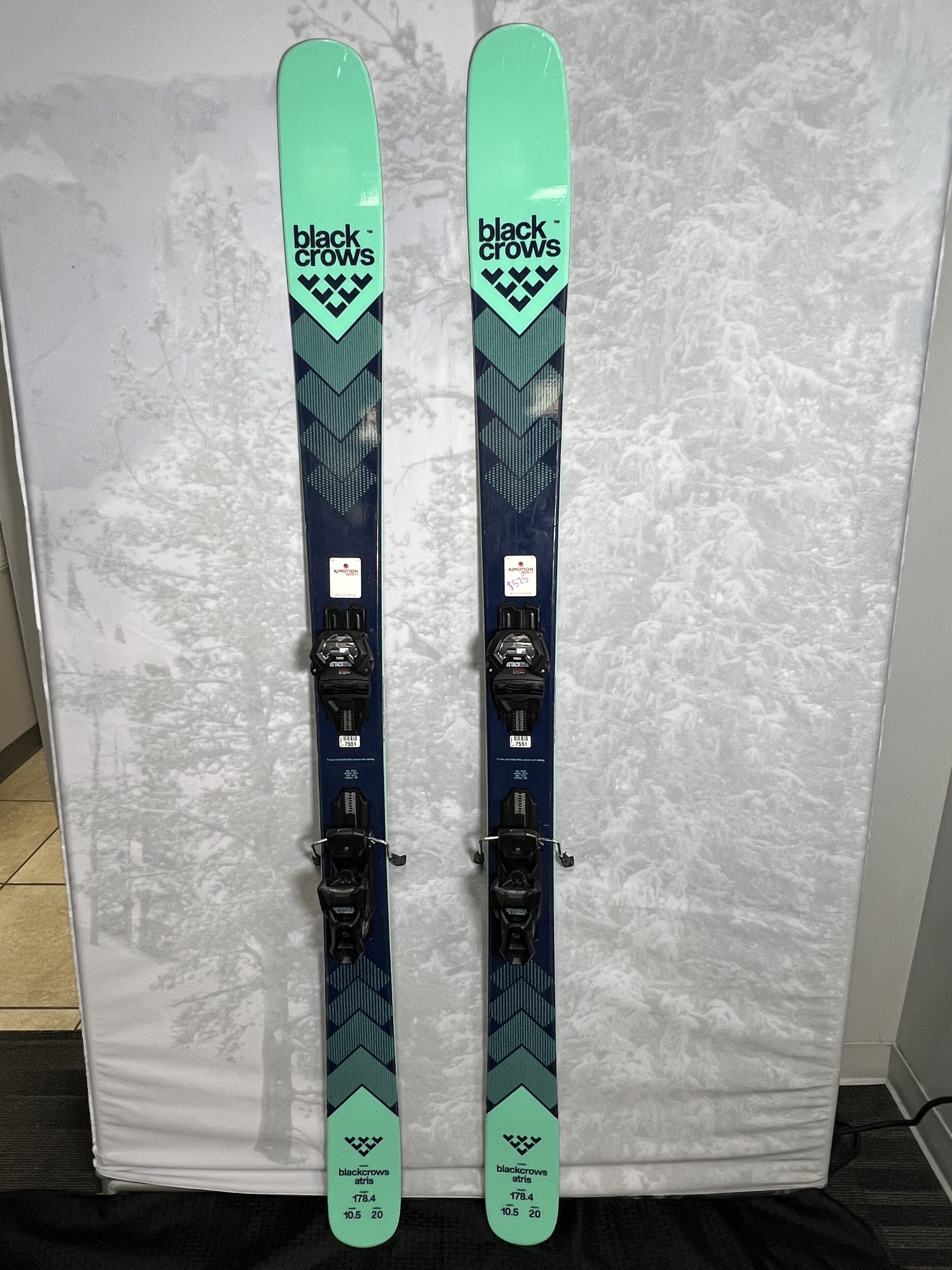 Lightly Used Black Crows Atris Skis 105 178 cm 2025 w/ Tyrolia Attacl LYT 13 Demo Bindings