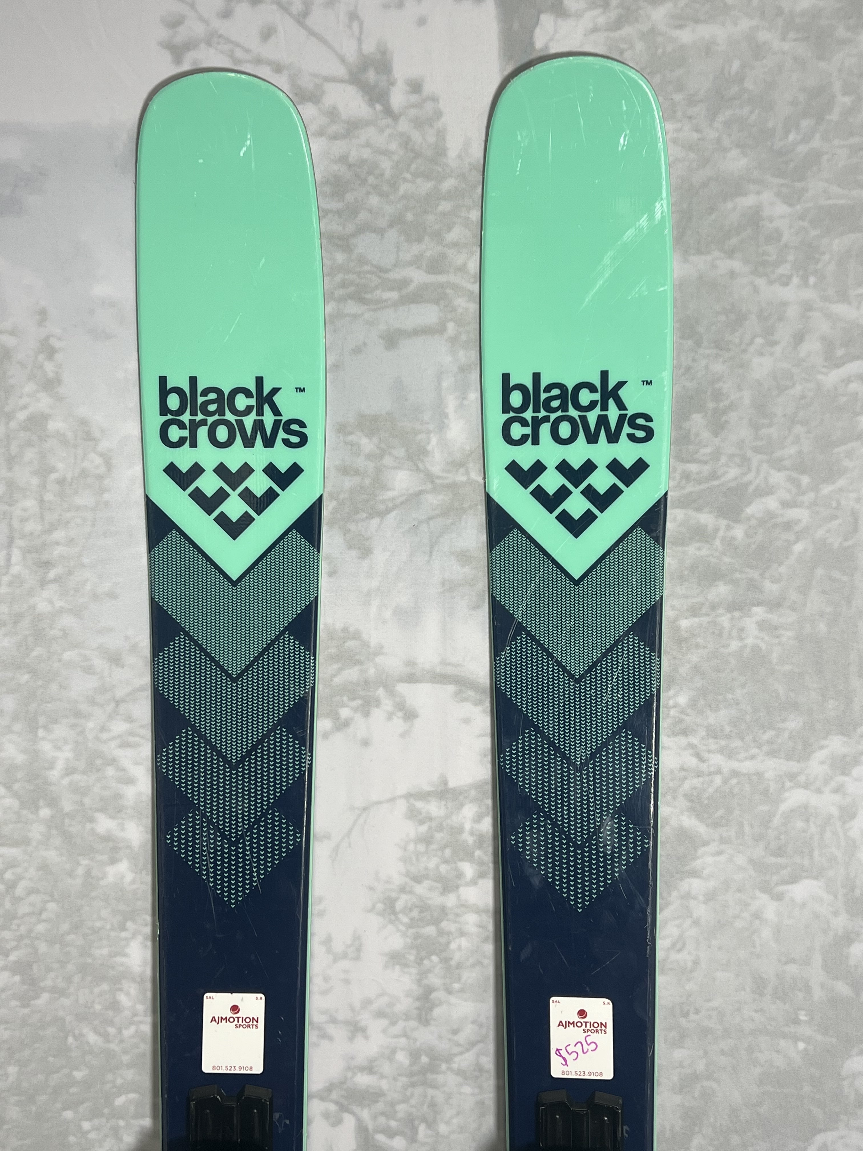 Lightly Used Black Crows Atris Skis 105 178 cm 2025 w/ Tyrolia Attacl LYT 13 Demo Bindings