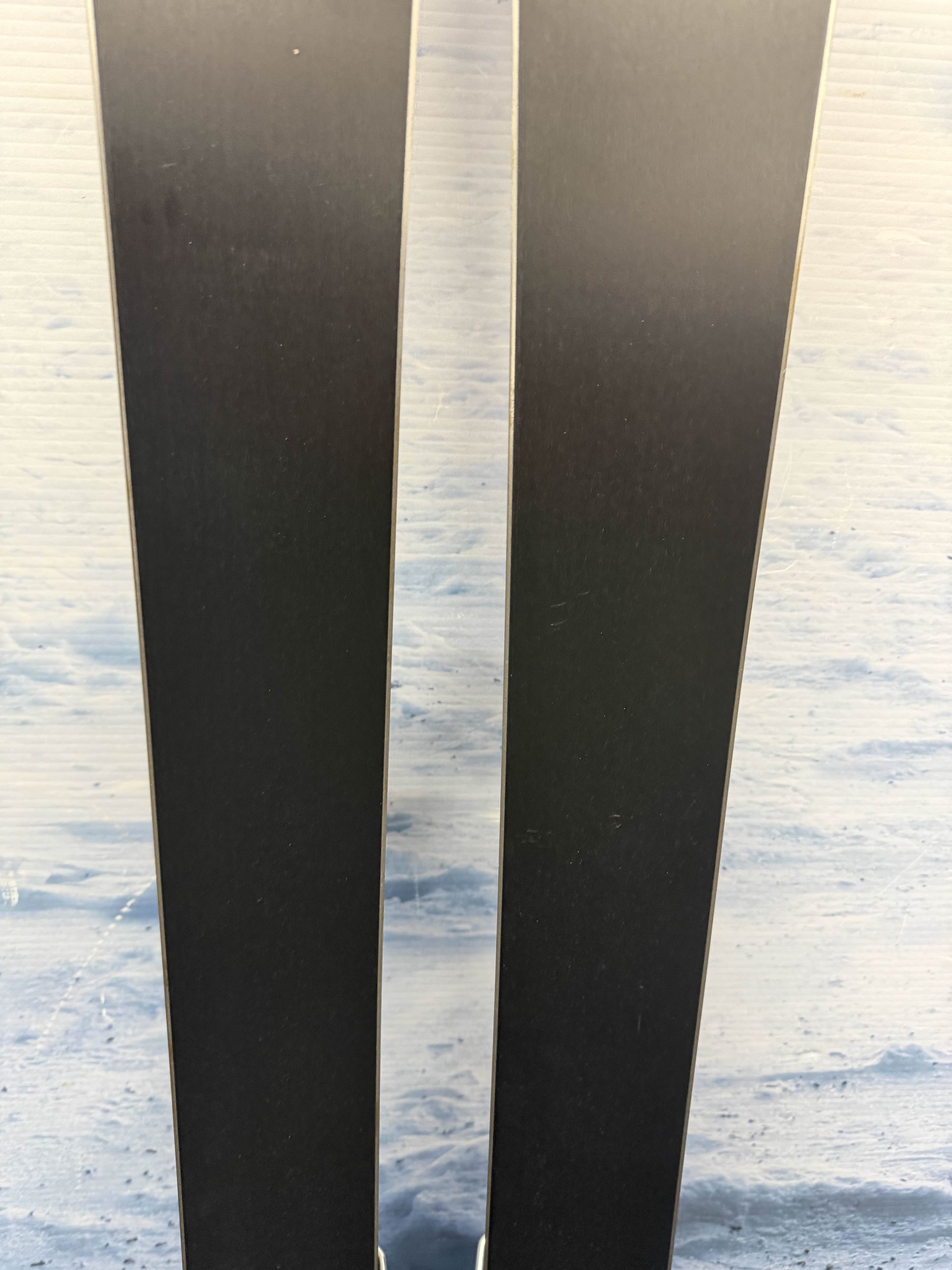 New Blizzard Black Pearl 88 146cm Skis w/ Marker 11 TCX Bindings