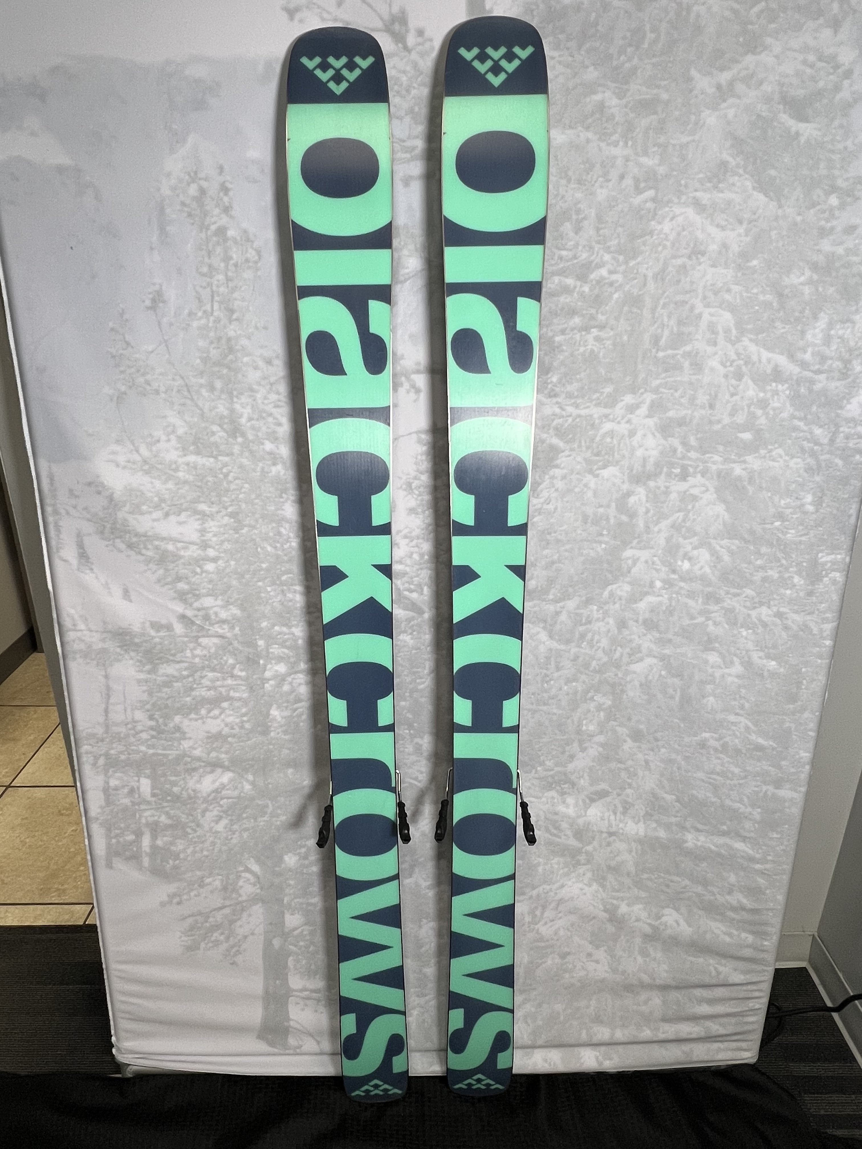 Lightly Used Black Crows Atris Skis 105 178 cm 2025 w/ Tyrolia Attacl LYT 13 Demo Bindings