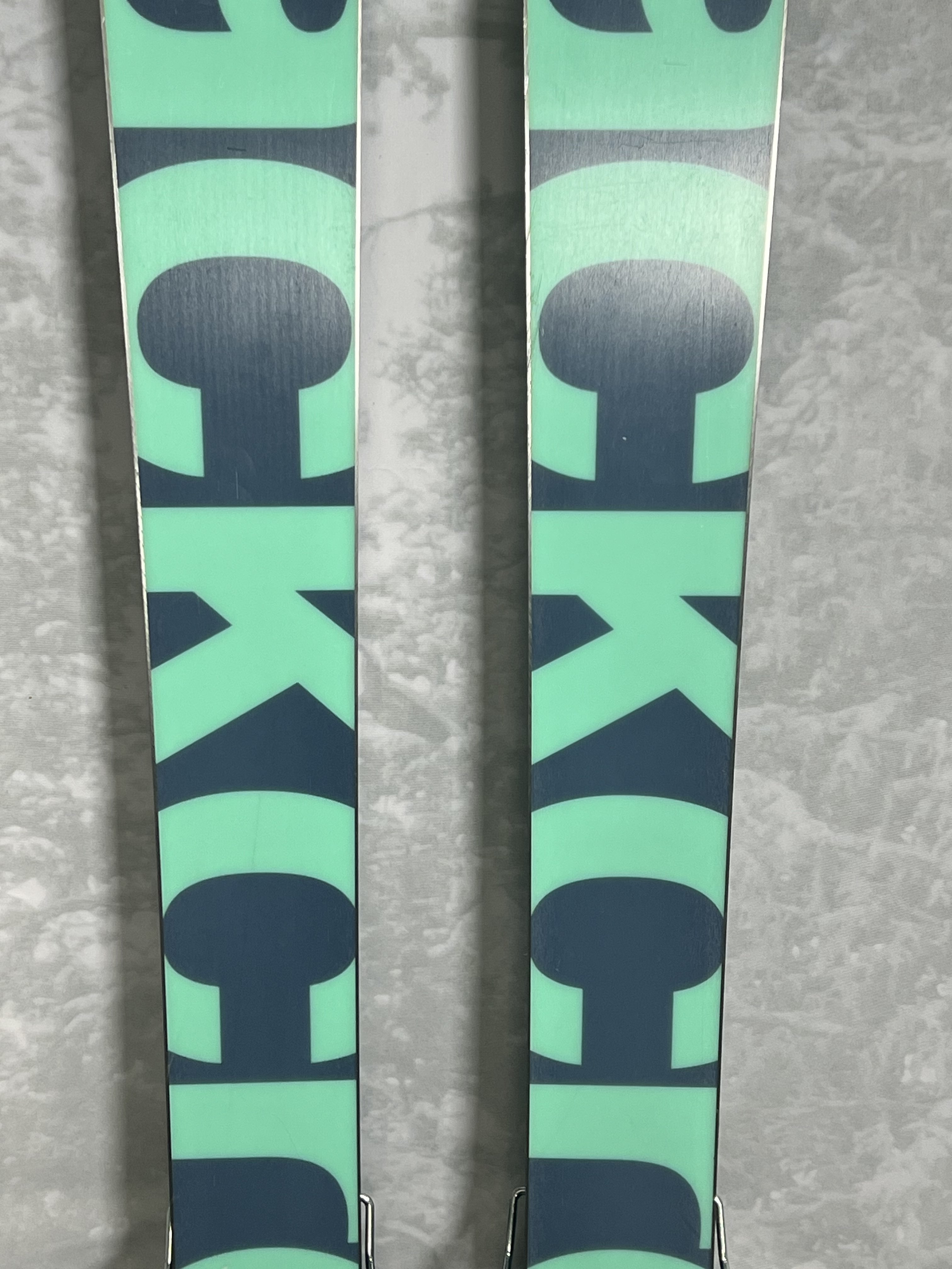 Lightly Used Black Crows Atris Skis 105 178 cm 2025 w/ Tyrolia Attacl LYT 13 Demo Bindings