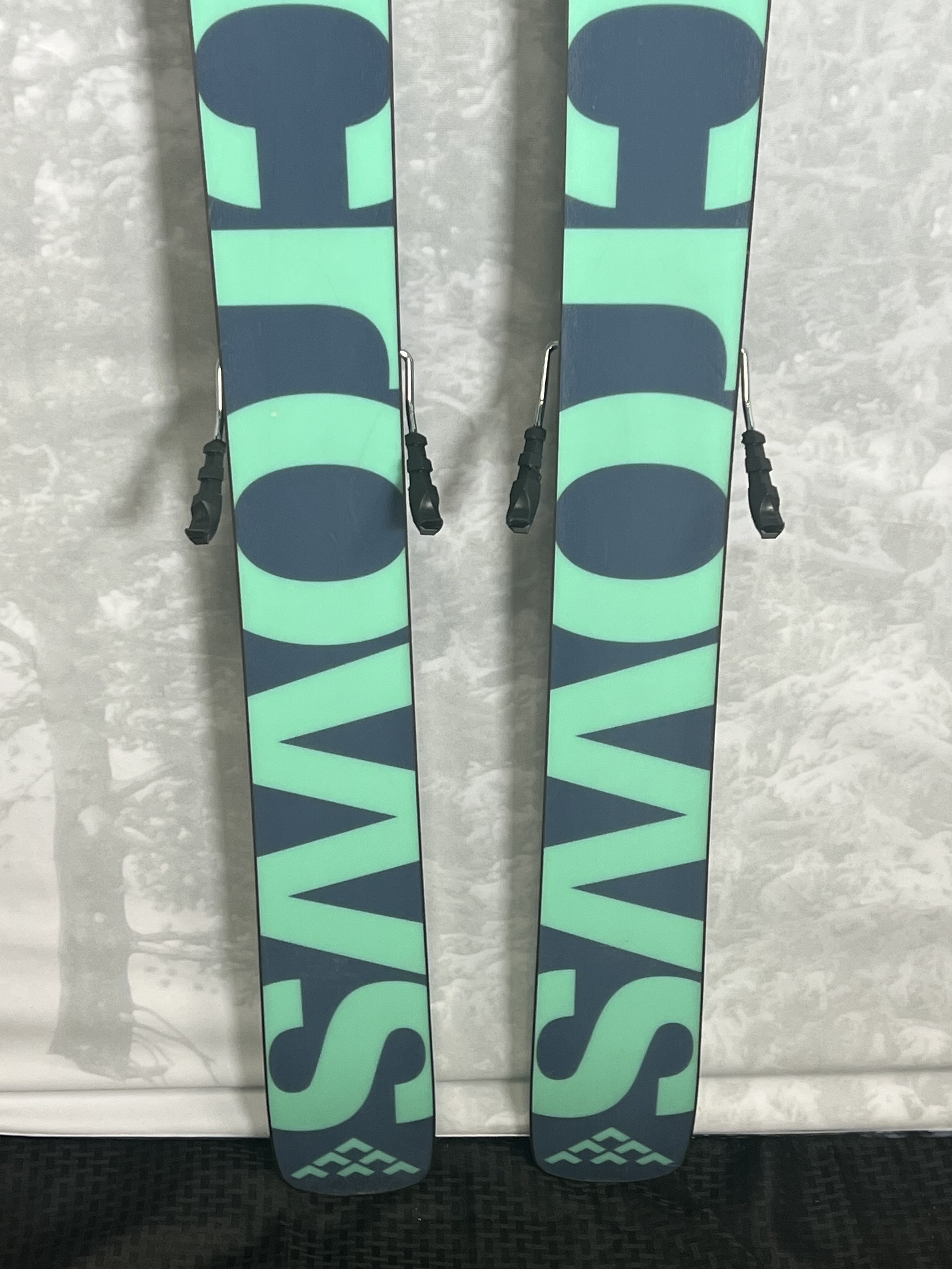 Lightly Used Black Crows Atris Skis 105 178 cm 2025 w/ Tyrolia Attacl LYT 13 Demo Bindings