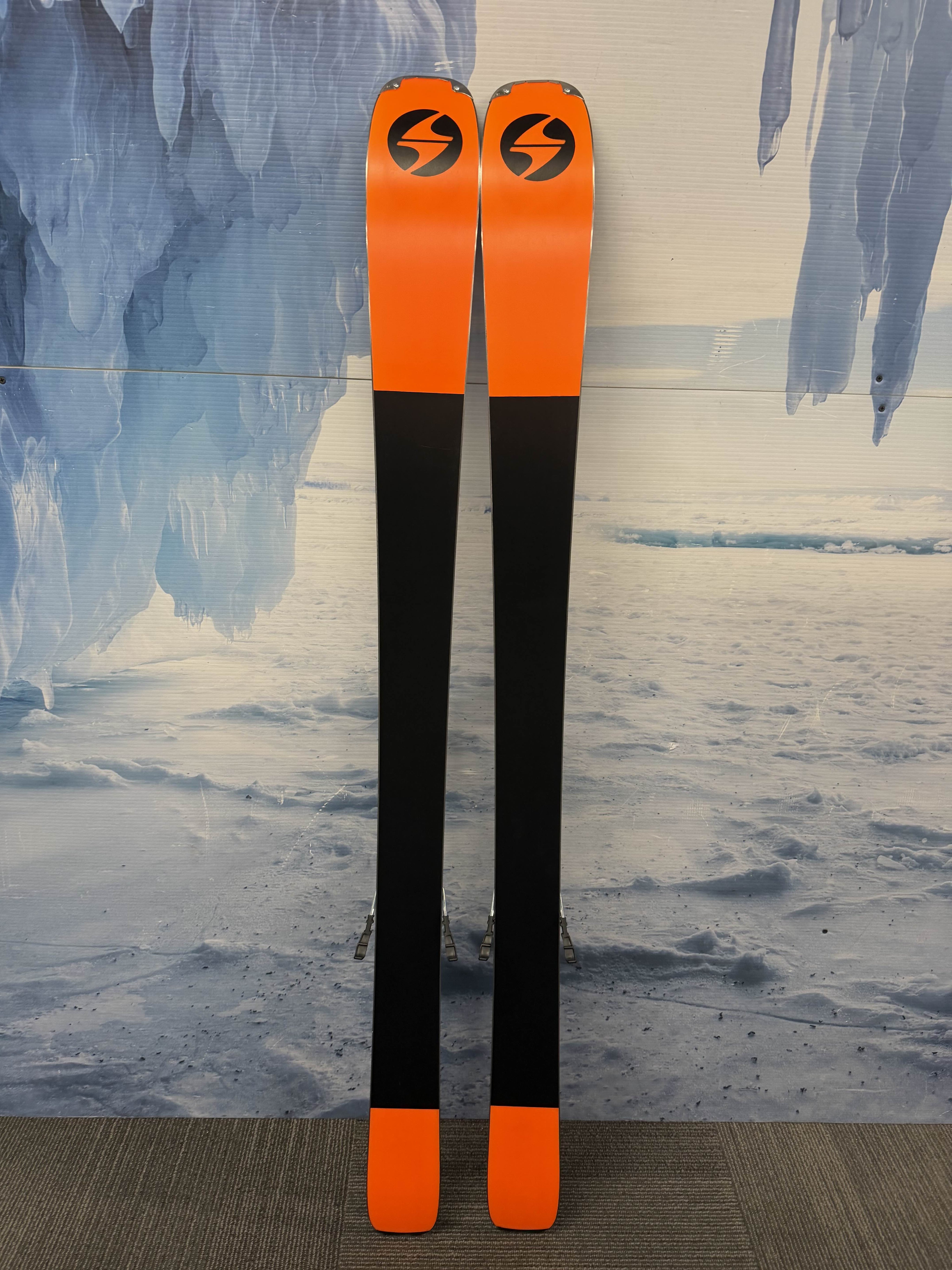 New Blizzard Black Pearl 88 158cm Skis w/ Marker 11 TCX Bindings