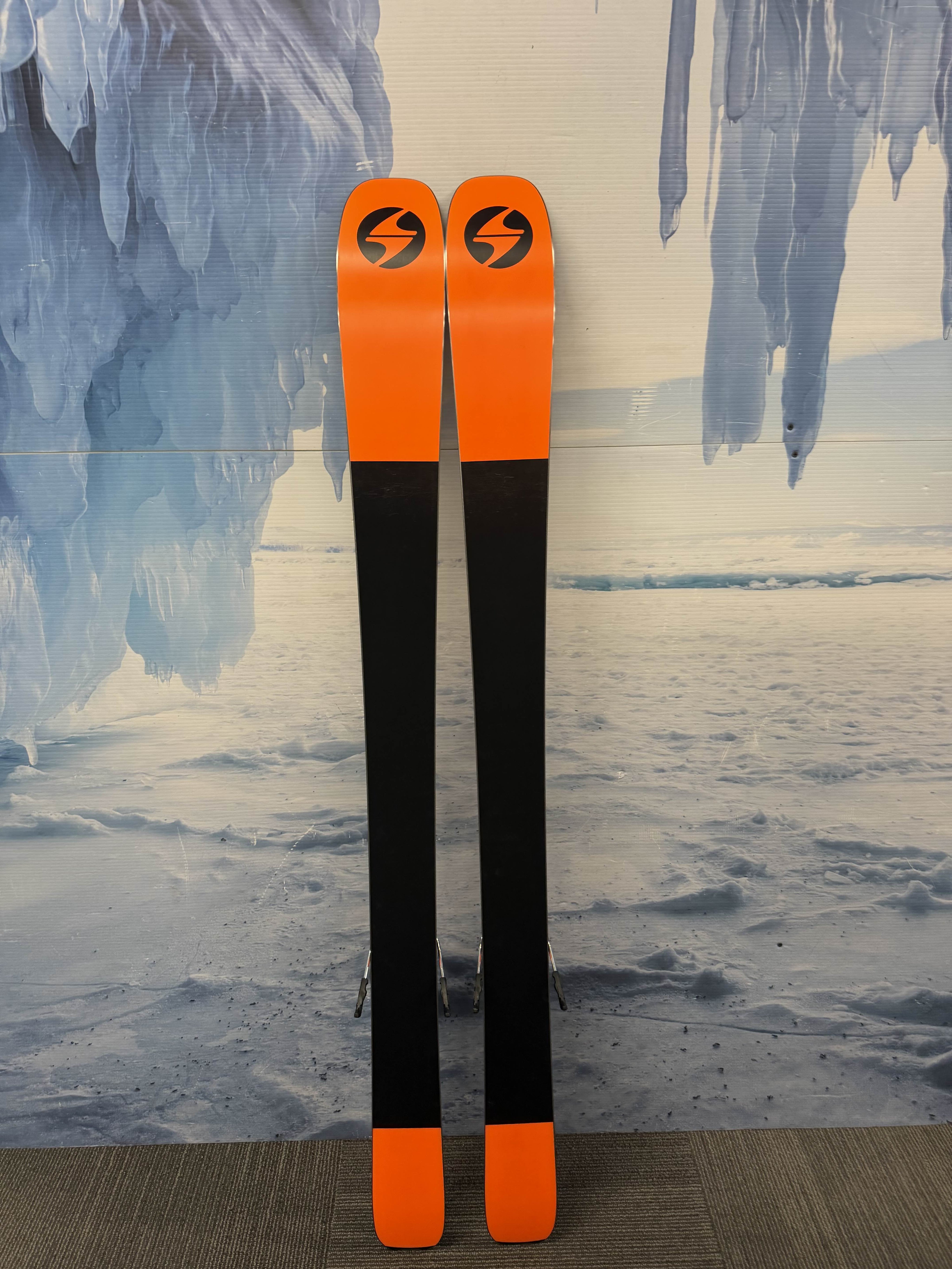 New Blizzard Black Pearl 94 158cm Skis w/ Atomic Strive 11 Bindings